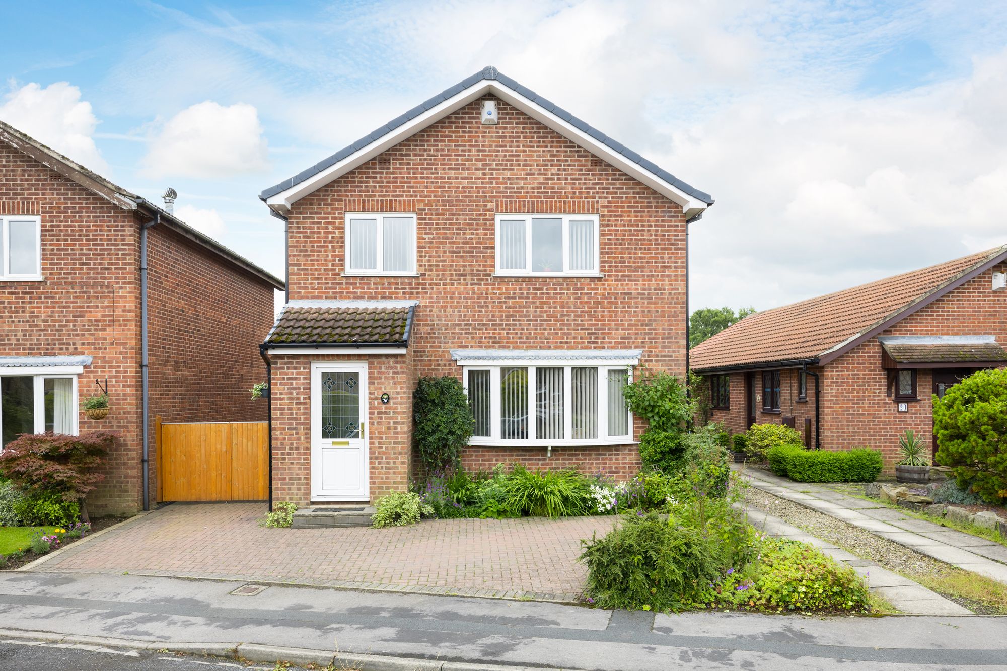 4 bed detached house for sale in Homefield Close, York  - Property Image 1