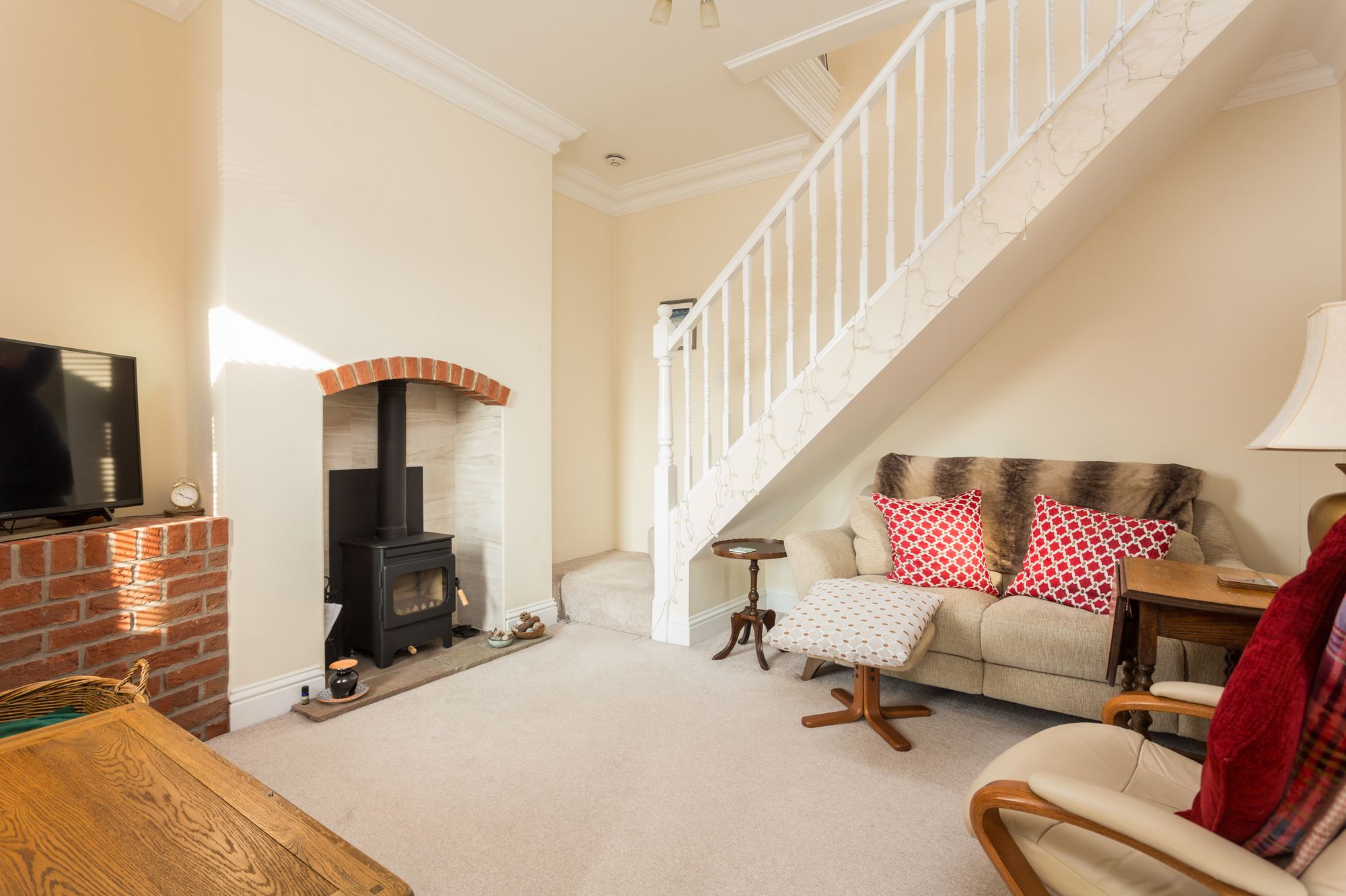 2 bed mid-terraced house for sale in Wilkinson Terrace, Tadcaster  - Property Image 2