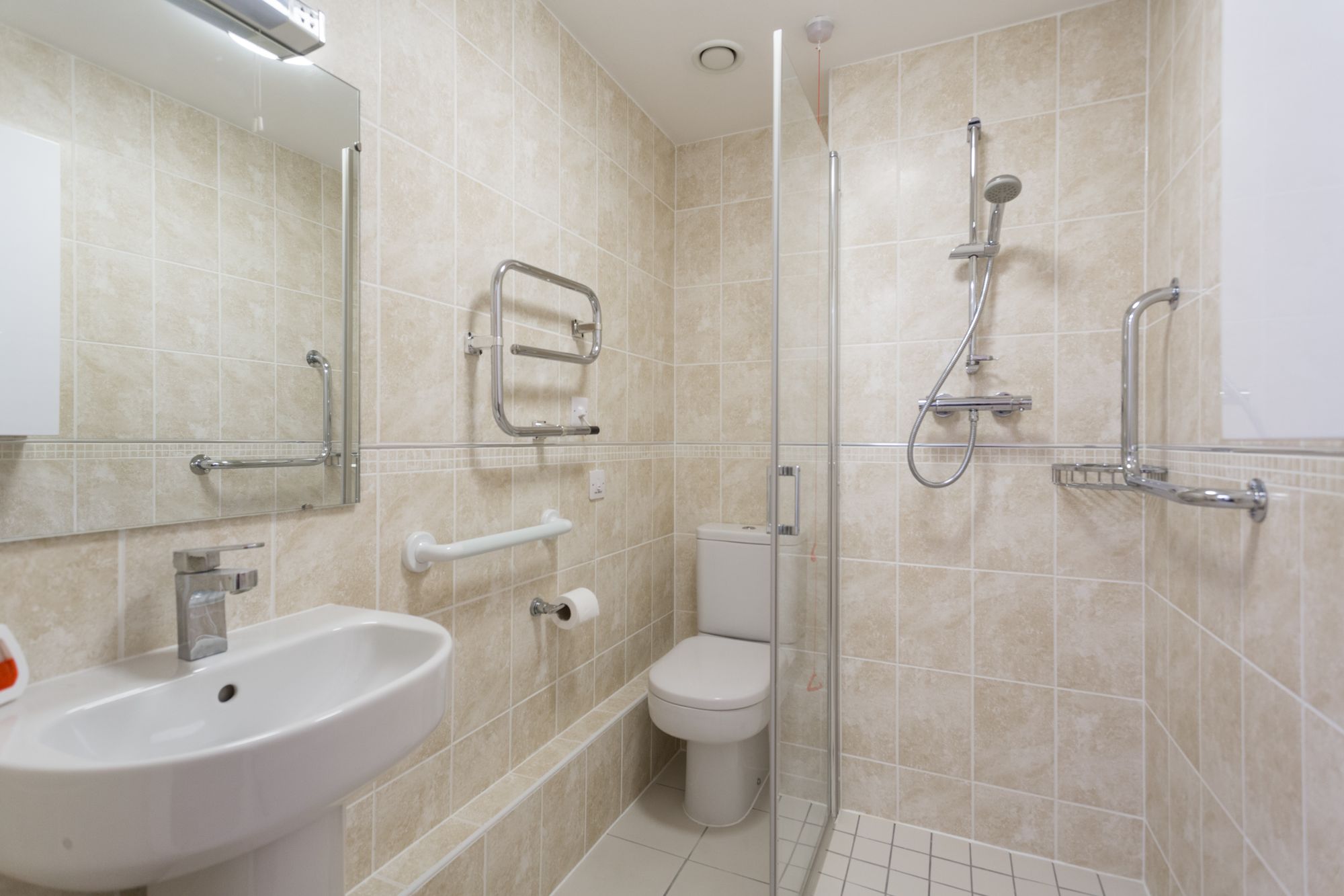 2 bed flat for sale in Top Lane, York  - Property Image 8