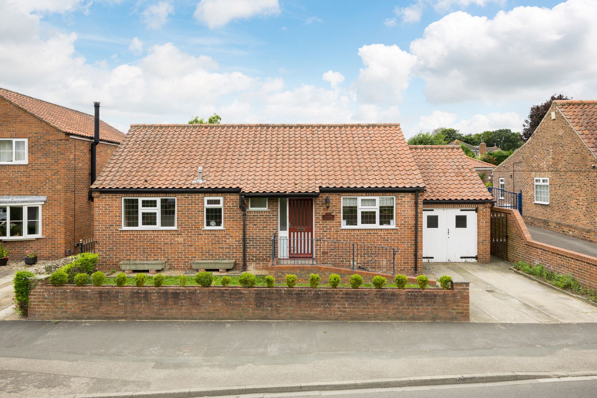 2 bed bungalow for sale in Main Street, York  - Property Image 1