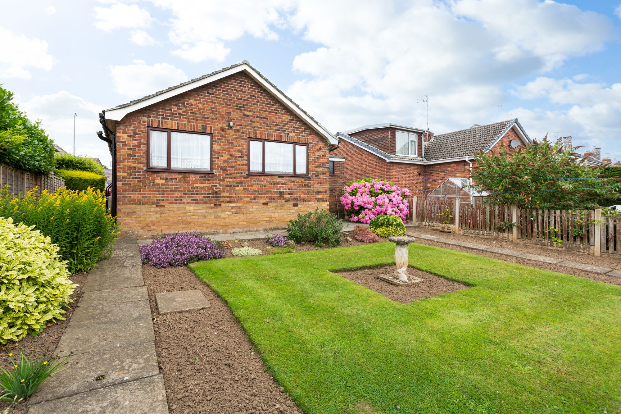 2 bed bungalow for sale in Stutton Road, Tadcaster  - Property Image 9