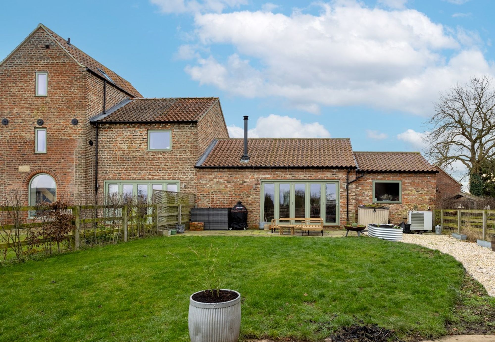 2 bed barn conversion for sale in Low Farm Road, York  - Property Image 3