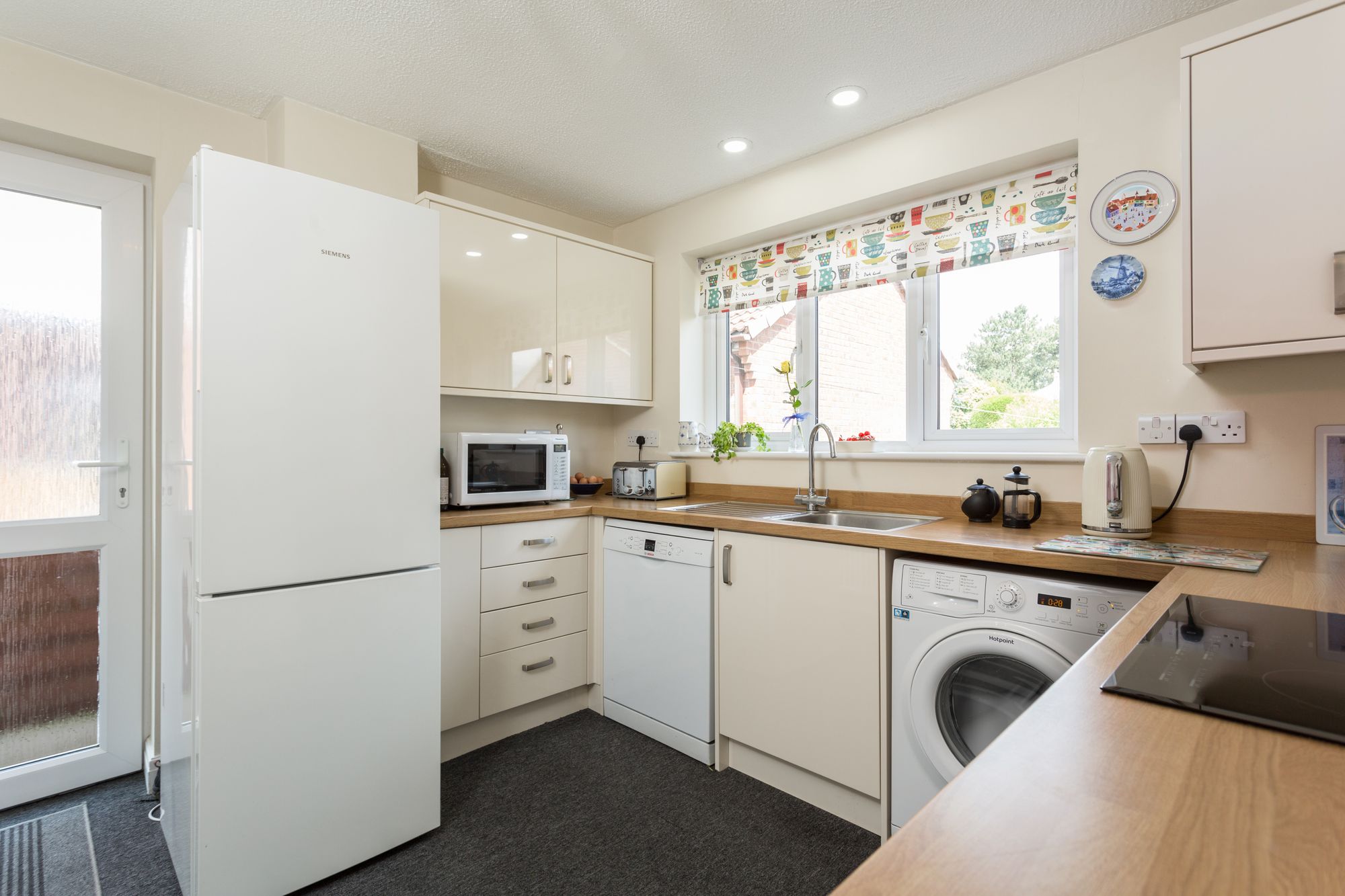 3 bed detached house for sale in Dykes Lane, York  - Property Image 8