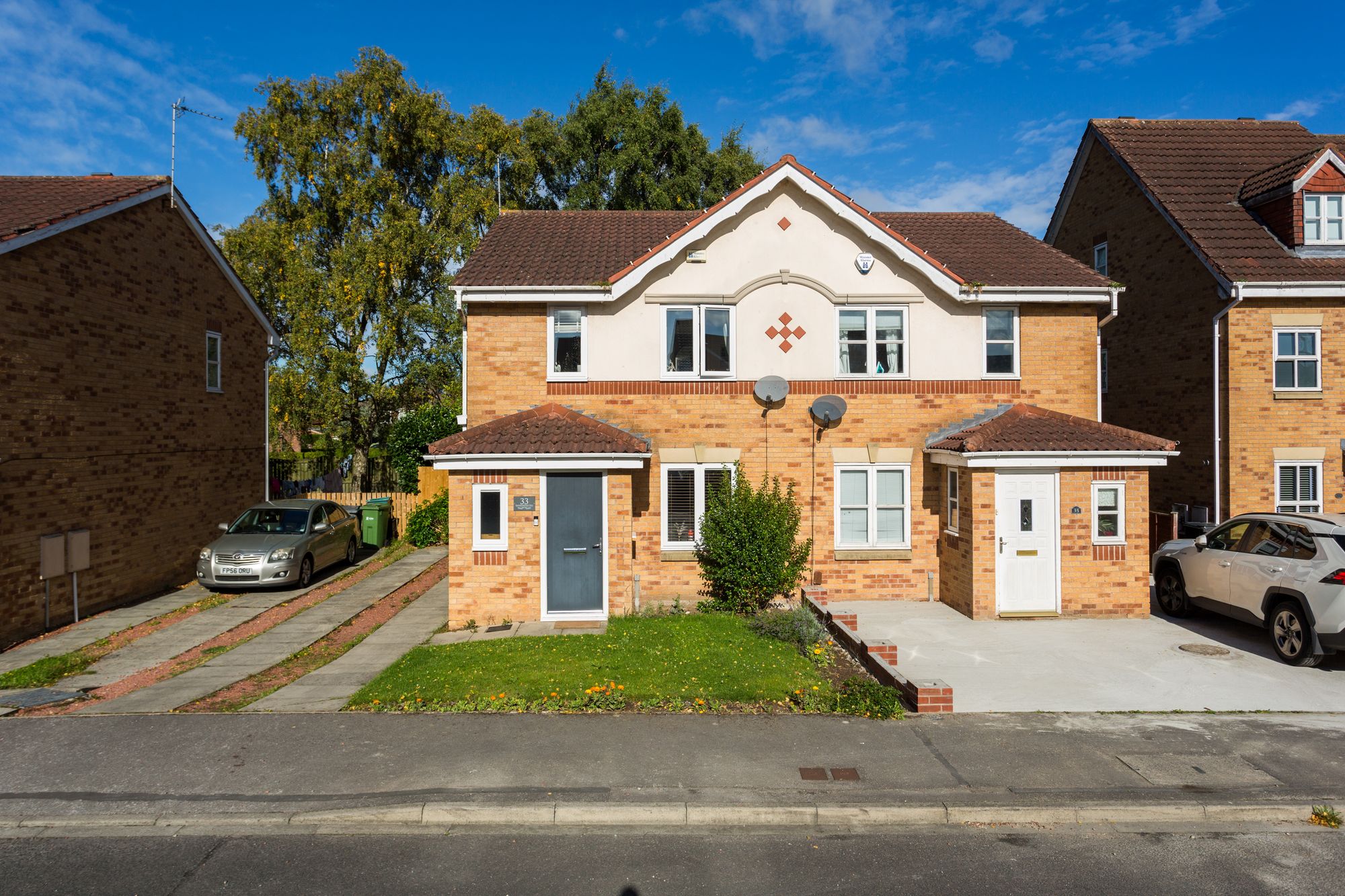 3 bed house for sale in Rainsborough Way, York  - Property Image 1