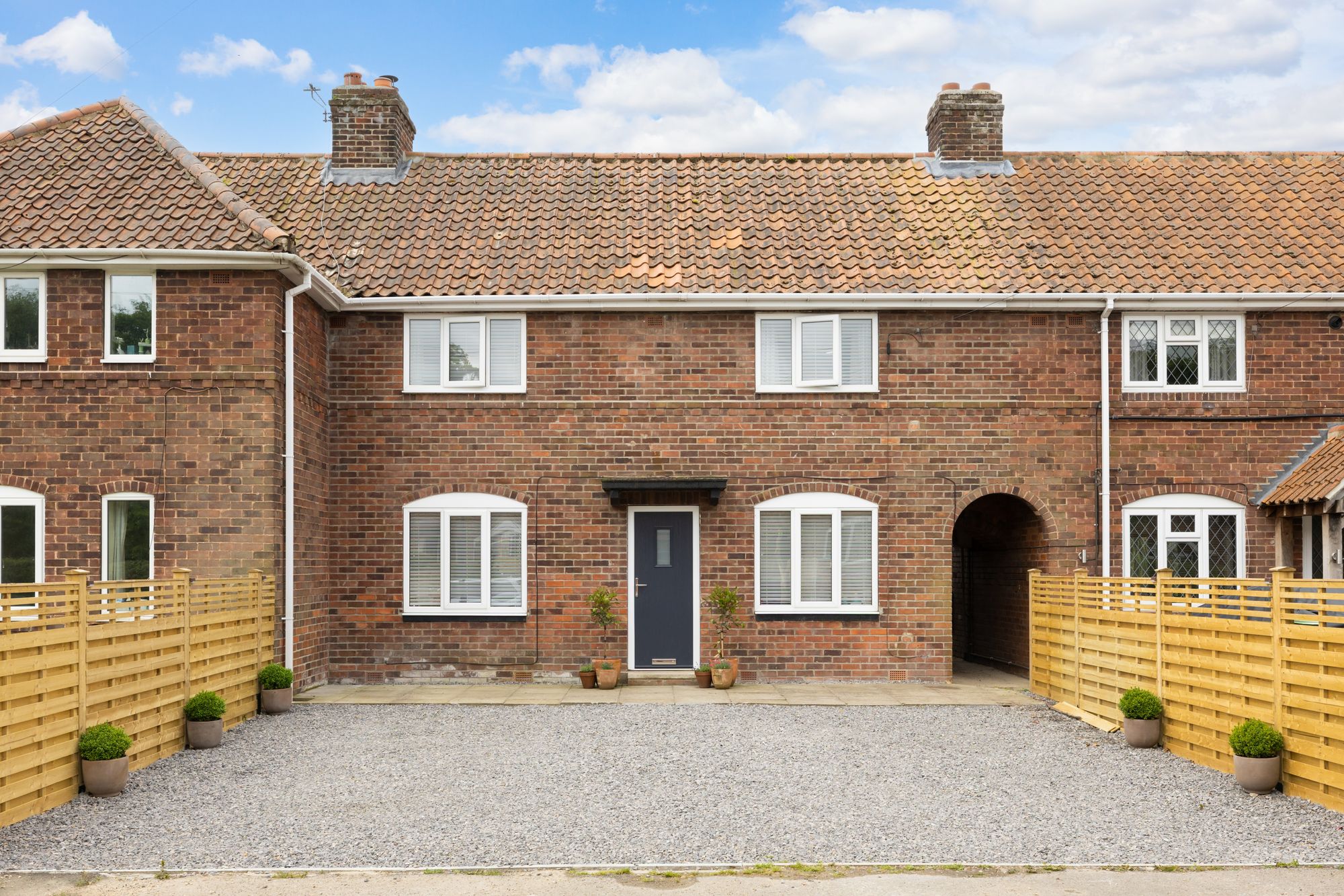 4 bed house for sale in Grange Avenue, Tadcaster  - Property Image 1