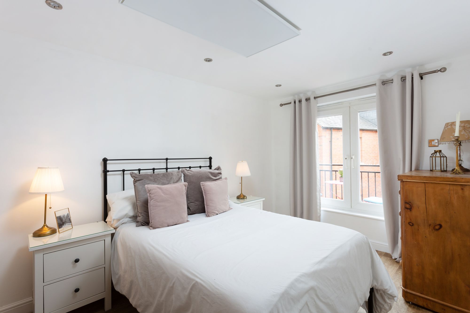 2 bed flat for sale in Piccadilly, York  - Property Image 4