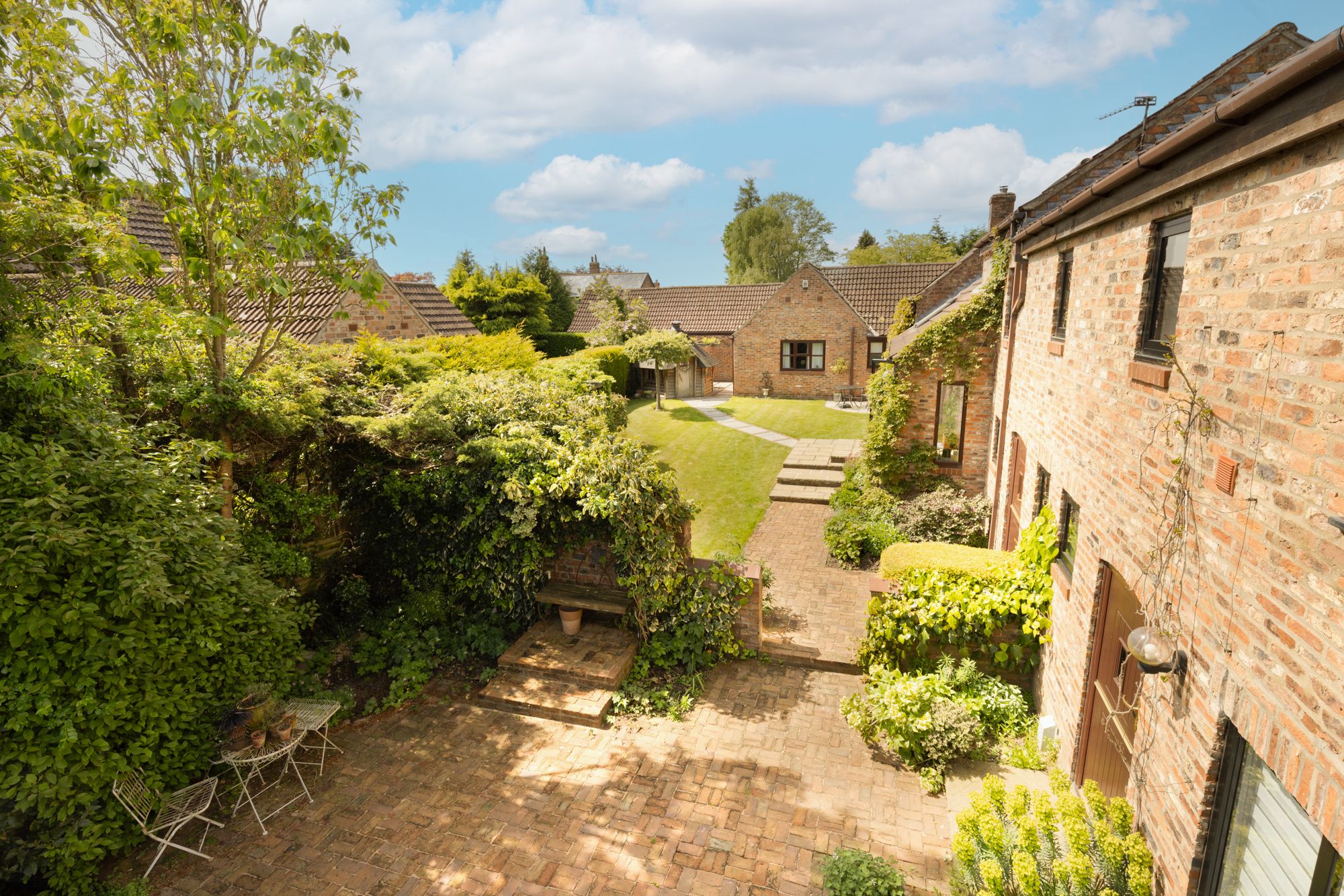 5 bed detached house for sale in Holly Close, York  - Property Image 39