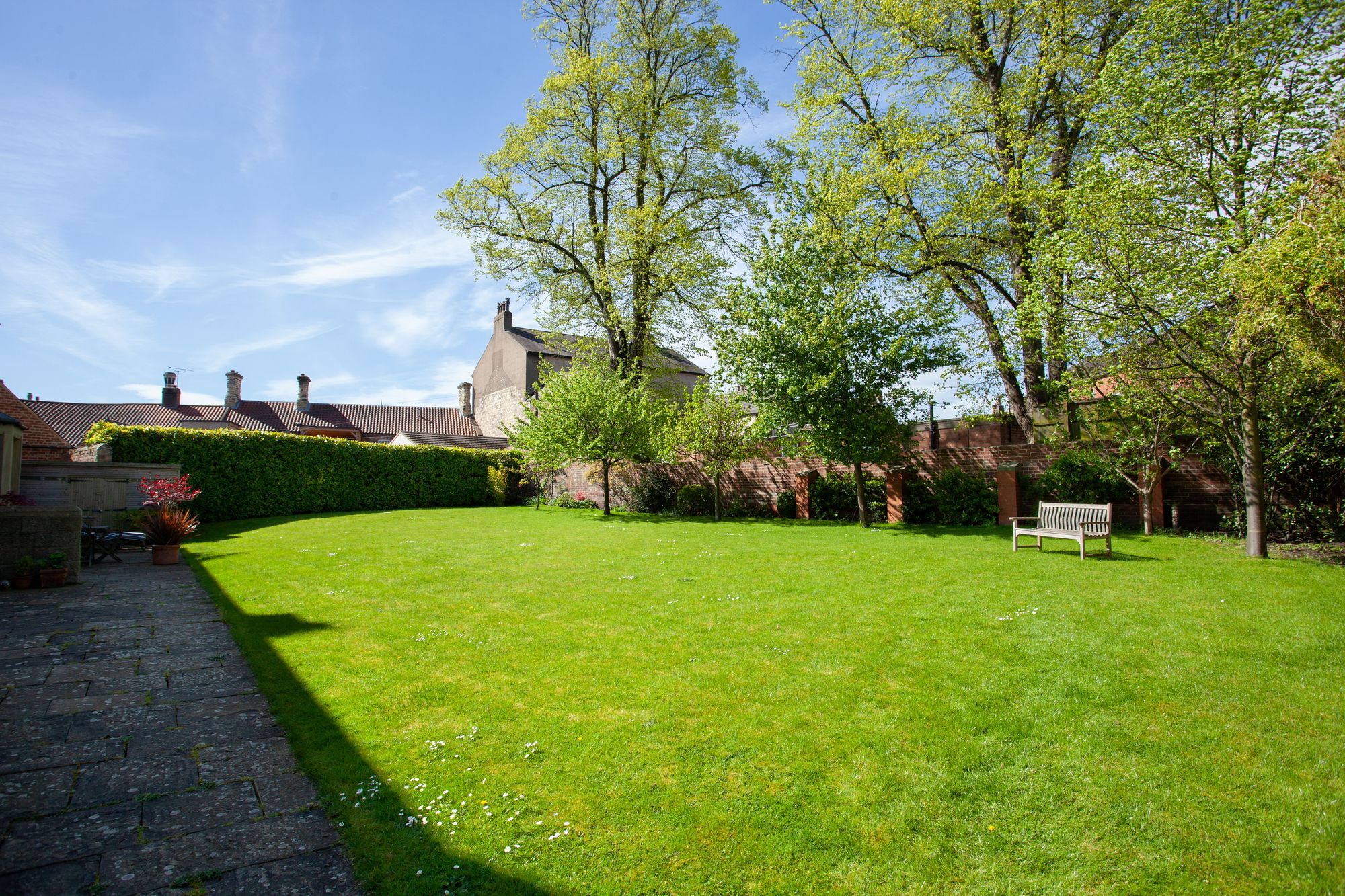 2 bed terraced house for sale in Churchyard, Tadcaster  - Property Image 26