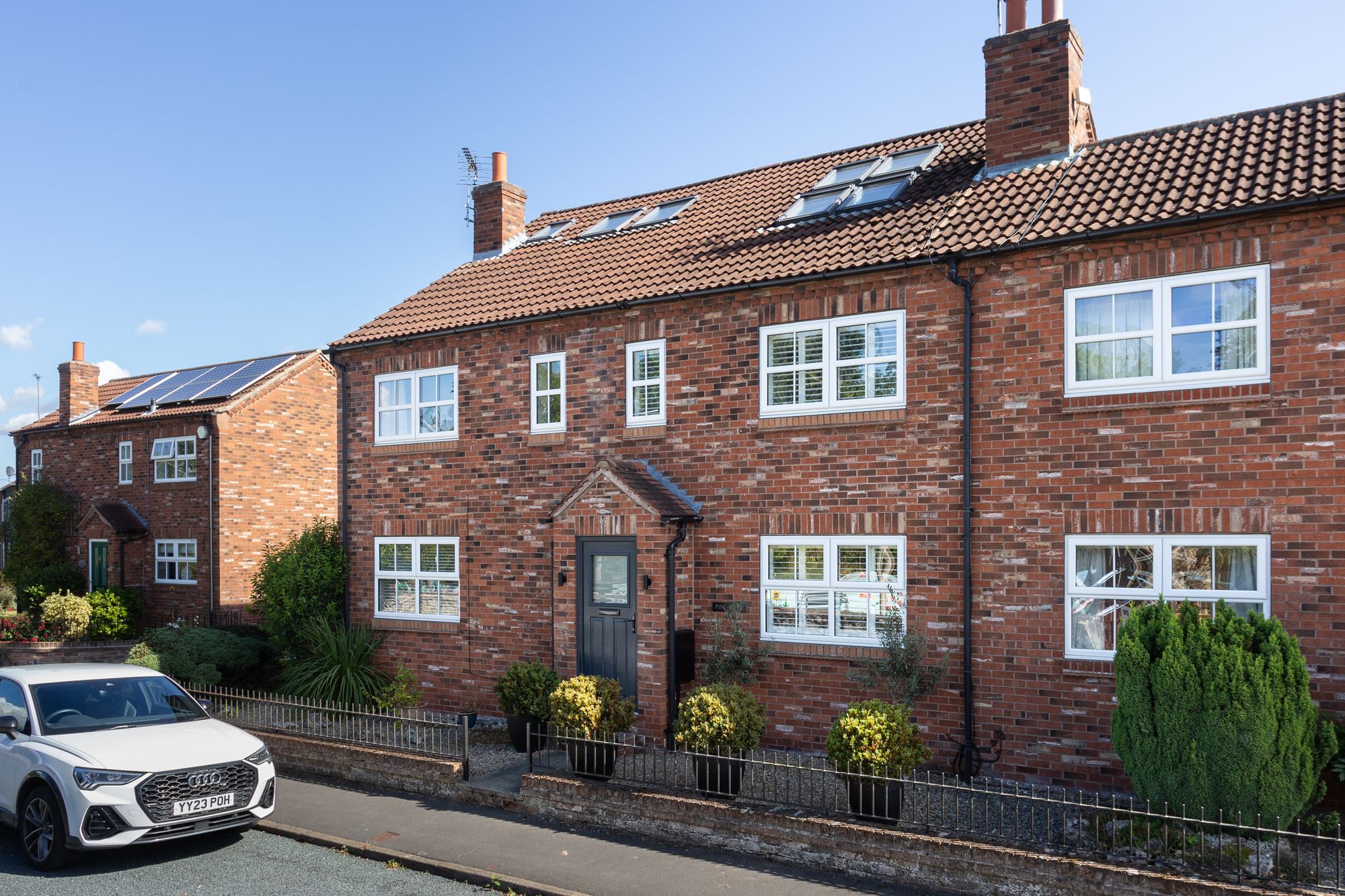 4 bed terraced house for sale in Church Fenton Lane, Tadcaster  - Property Image 1