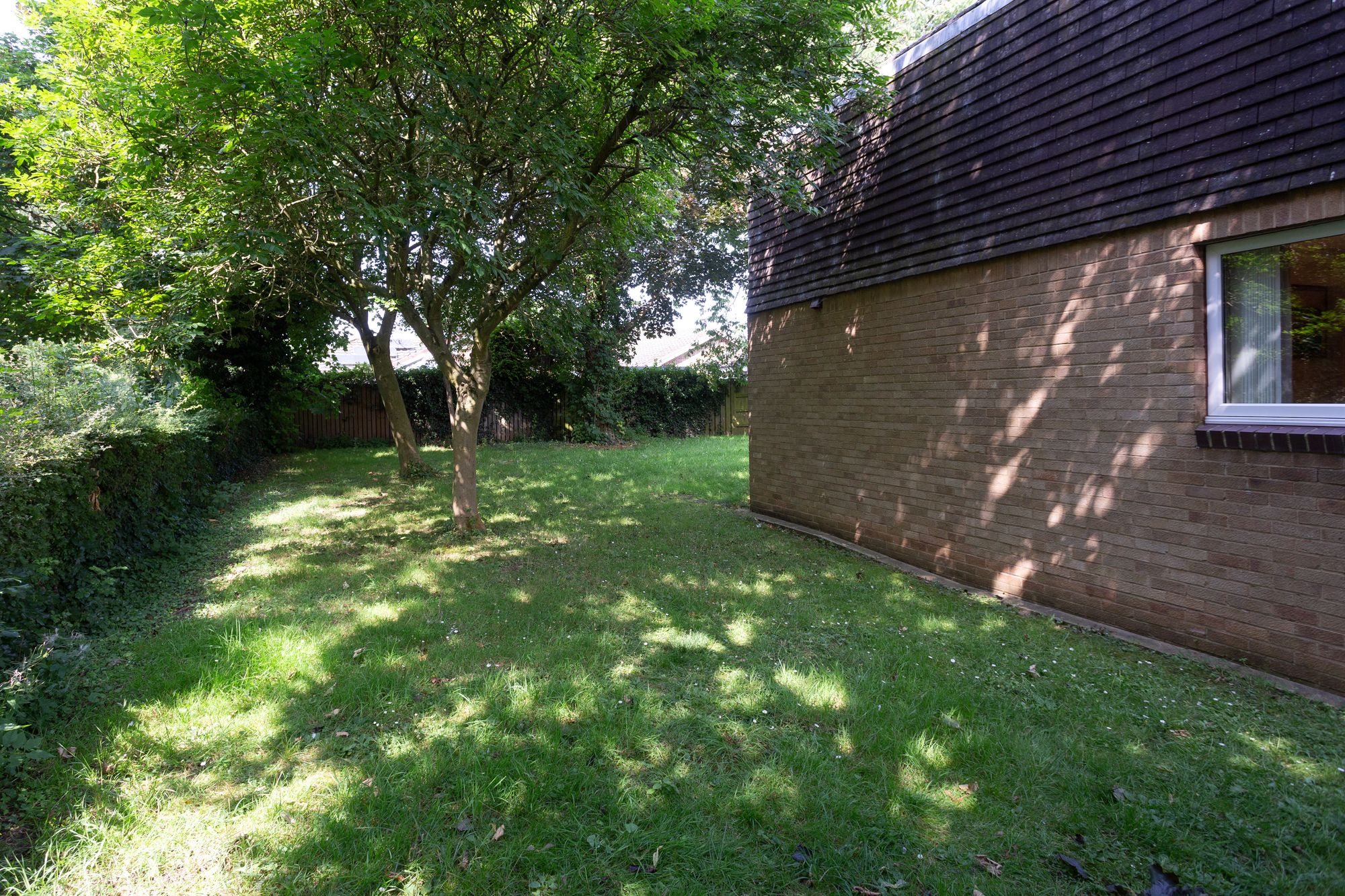 2 bed bungalow for sale in Gardeners Close, York  - Property Image 9