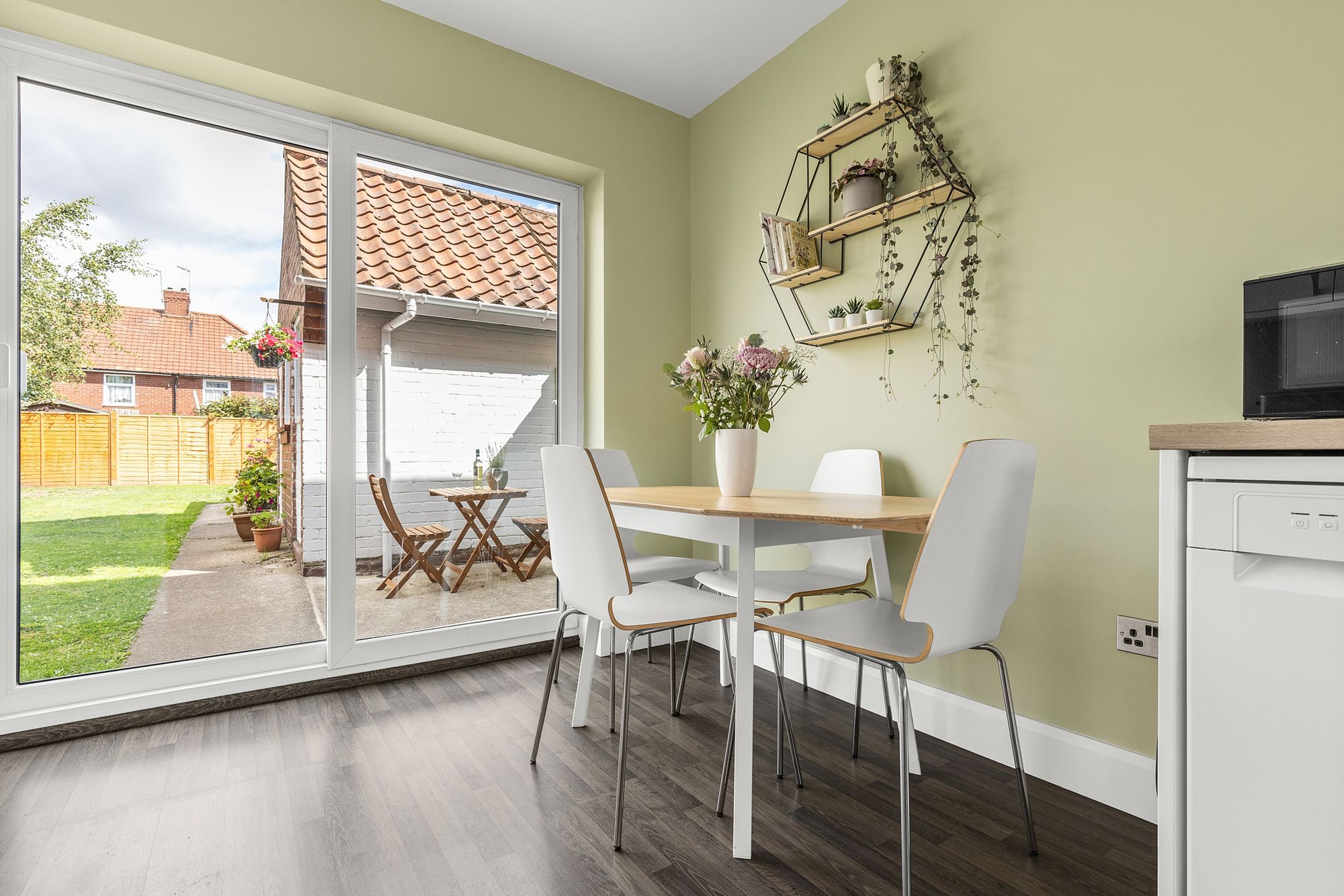 3 bed mid-terraced house for sale in Ouseburn Avenue, York  - Property Image 8