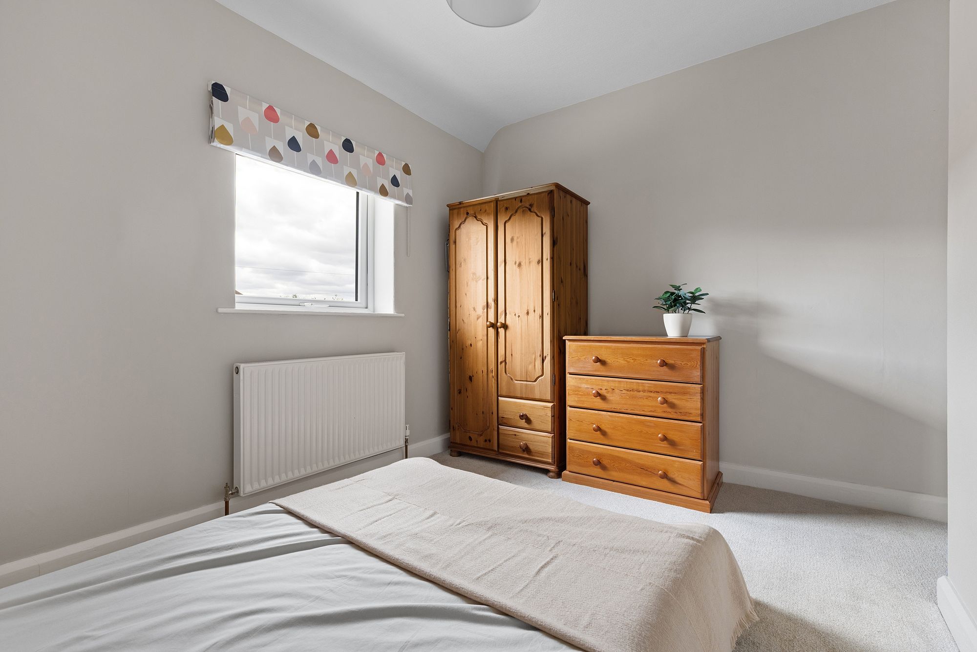 3 bed mid-terraced house for sale in Ouseburn Avenue, York  - Property Image 32