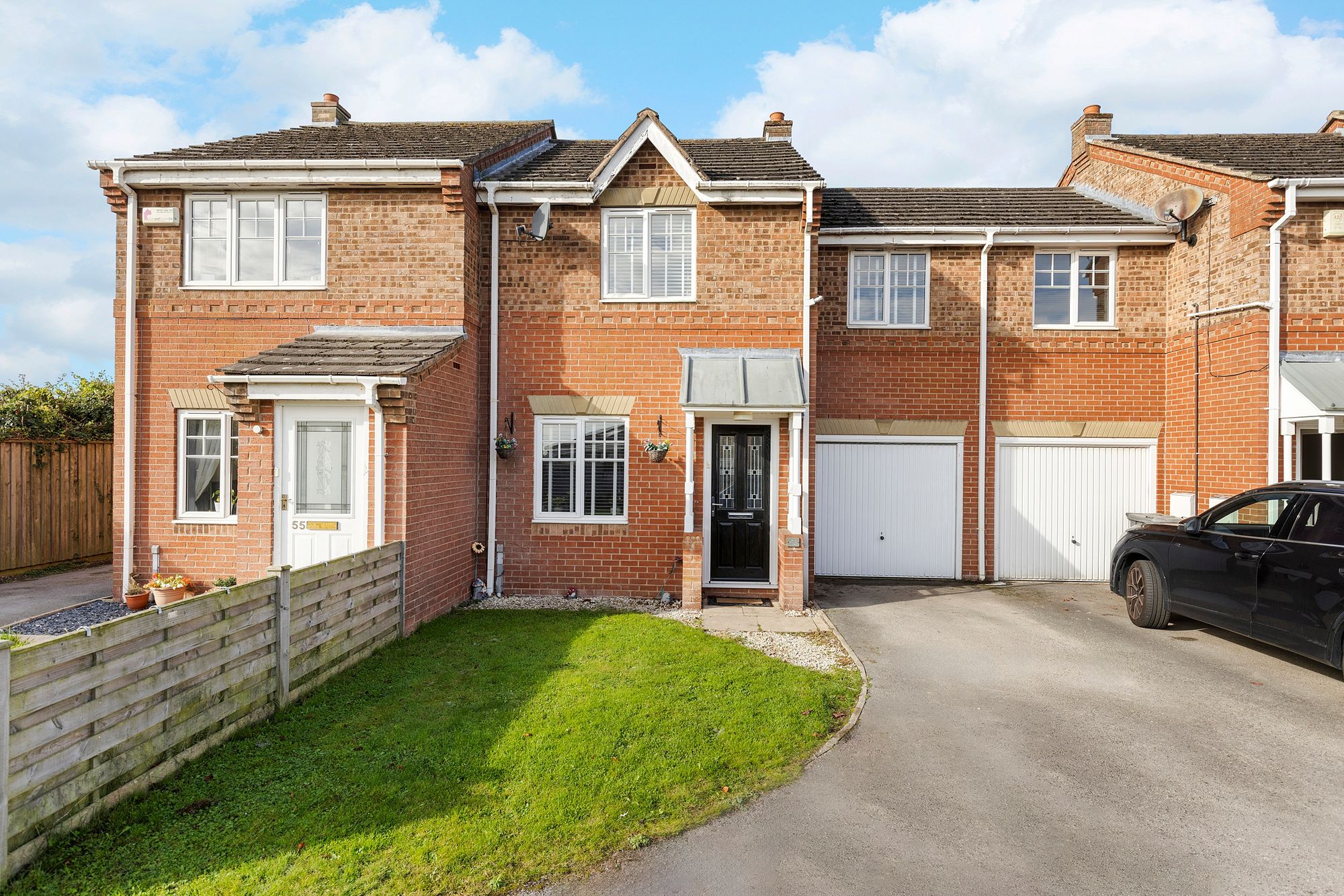 3 bed mid-terraced house for sale in Leadley Croft, York  - Property Image 20