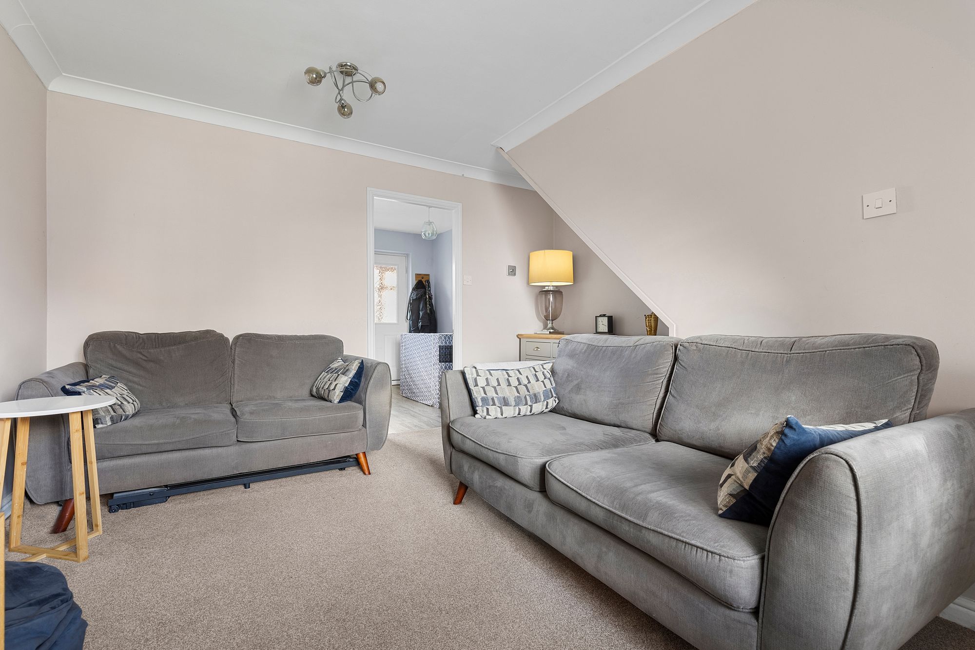 3 bed mid-terraced house for sale in Leadley Croft, York  - Property Image 6