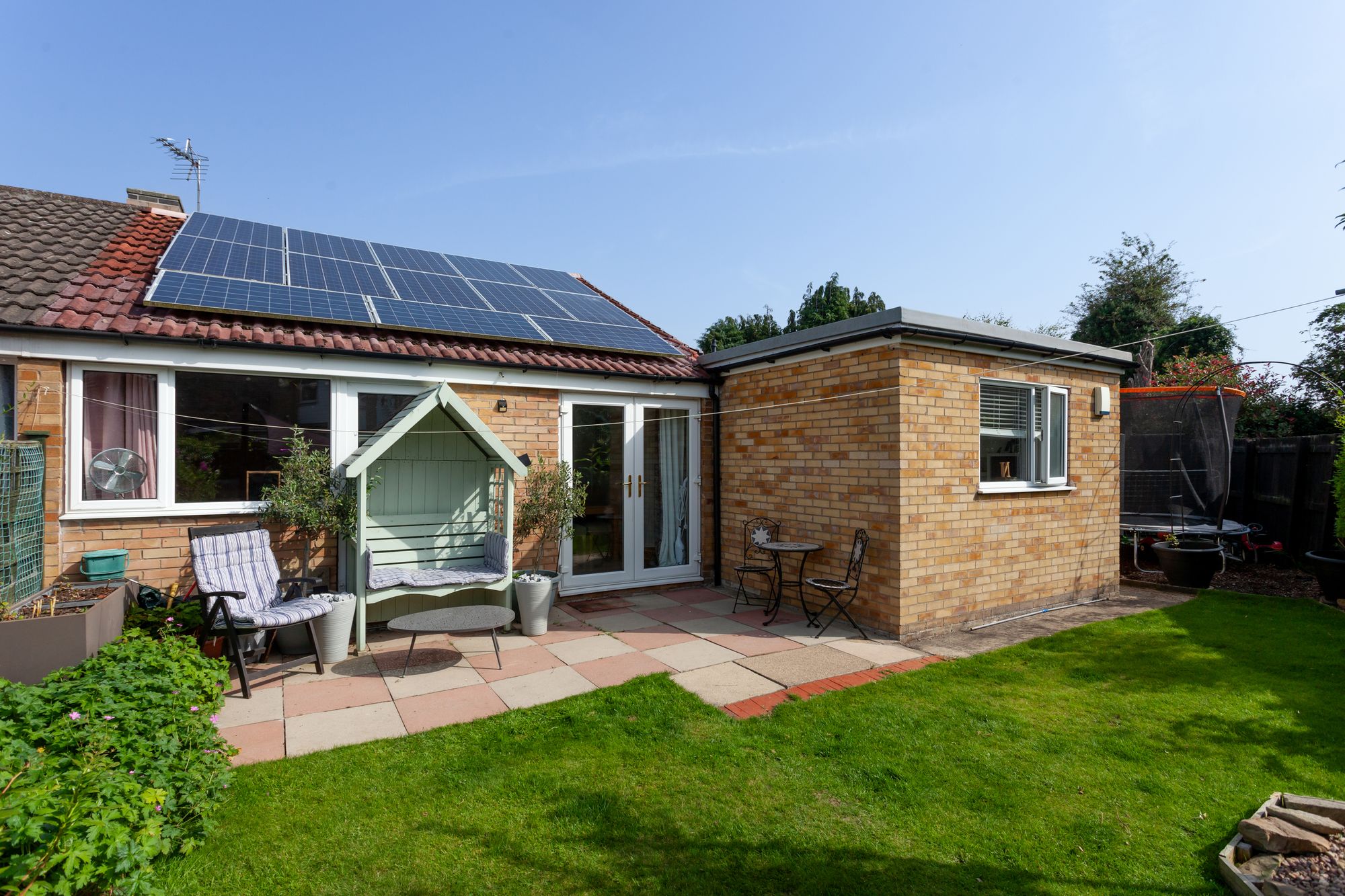 3 bed bungalow for sale in Beech Avenue, York  - Property Image 1