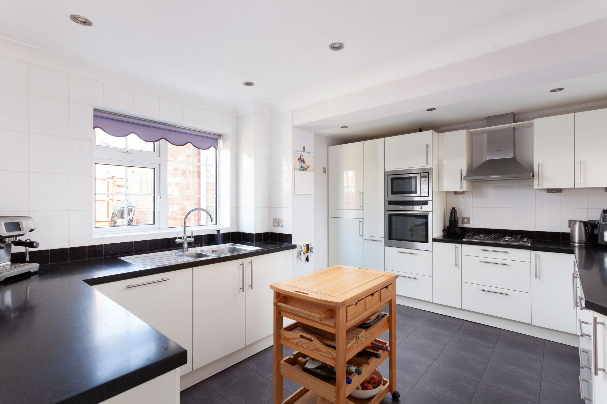 4 bed detached house for sale in Wainers Close, York  - Property Image 4