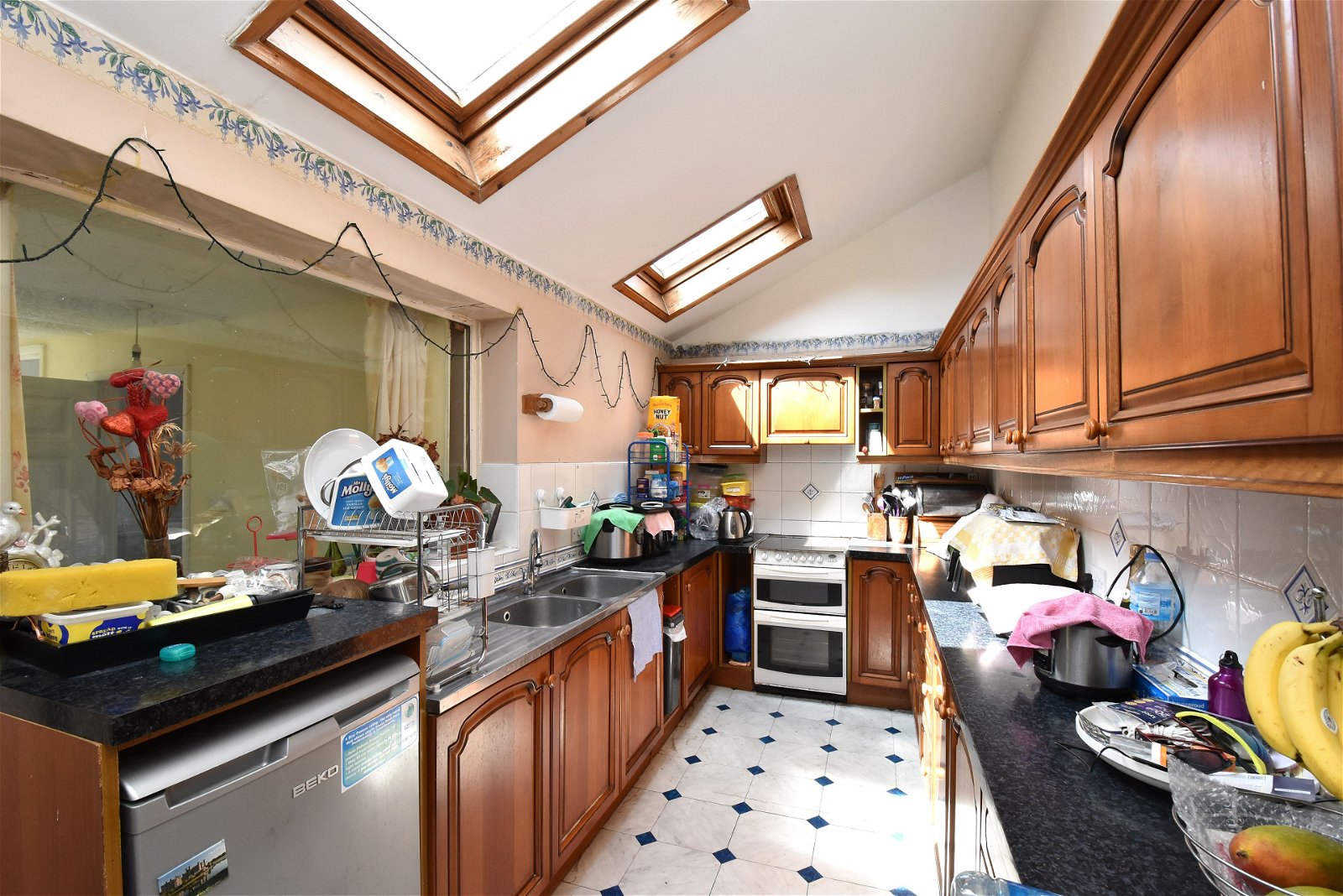 3 bed detached house for sale in Rutland Walk, London  - Property Image 4