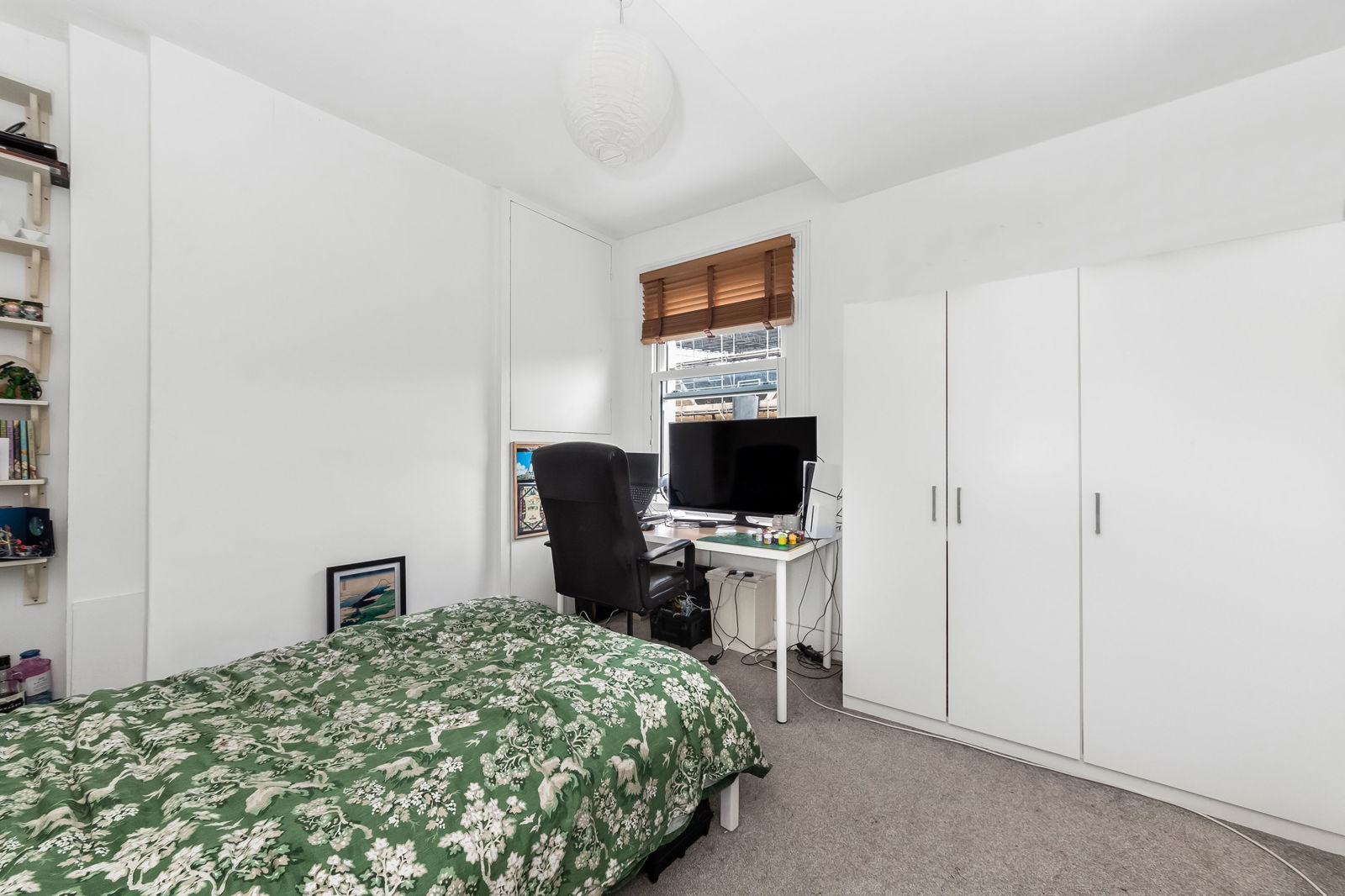 2 bed flat for sale in Rye Road, London  - Property Image 7