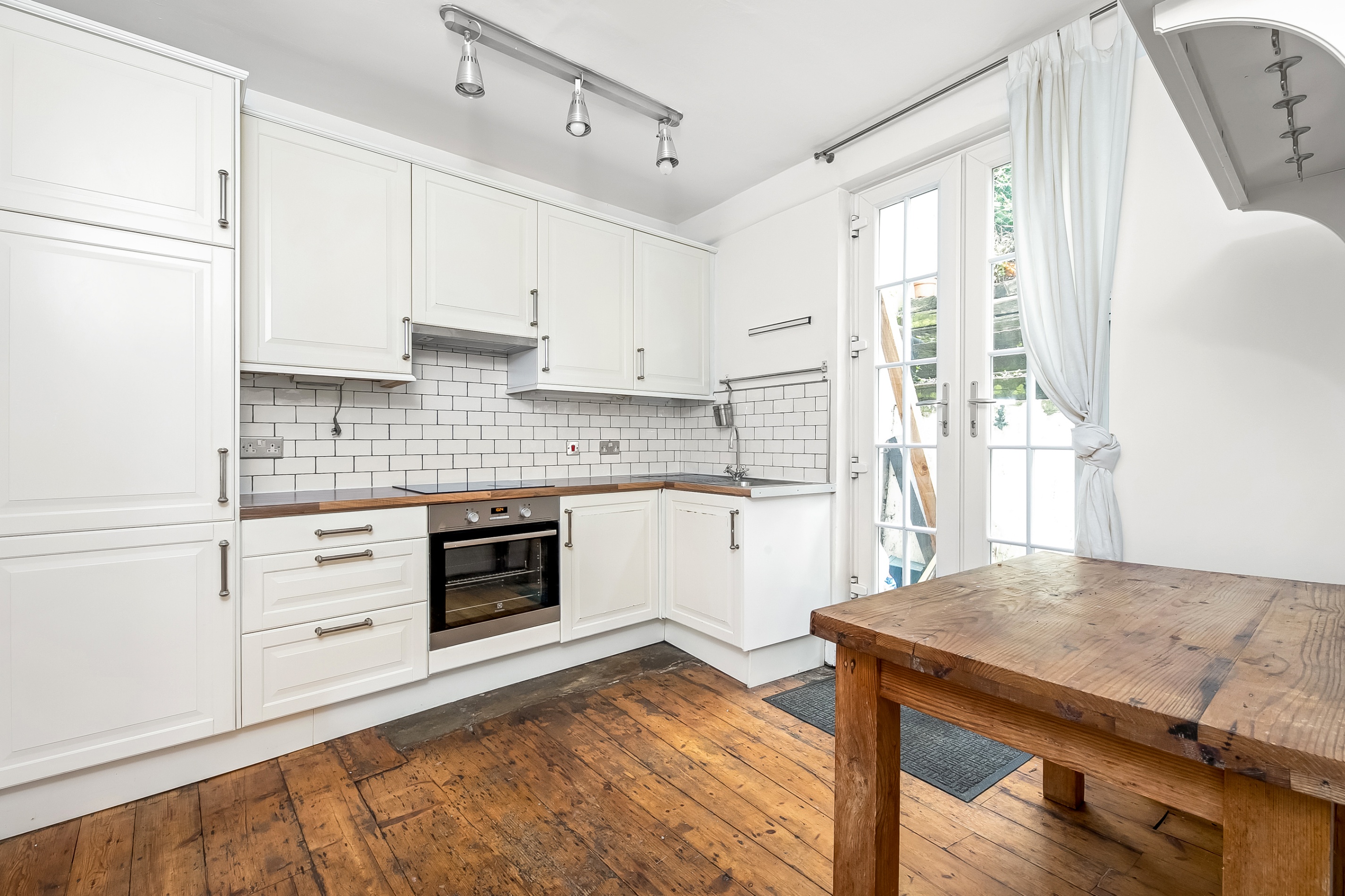 2 bed semi-detached house for sale in Stanstead Road, London  - Property Image 4