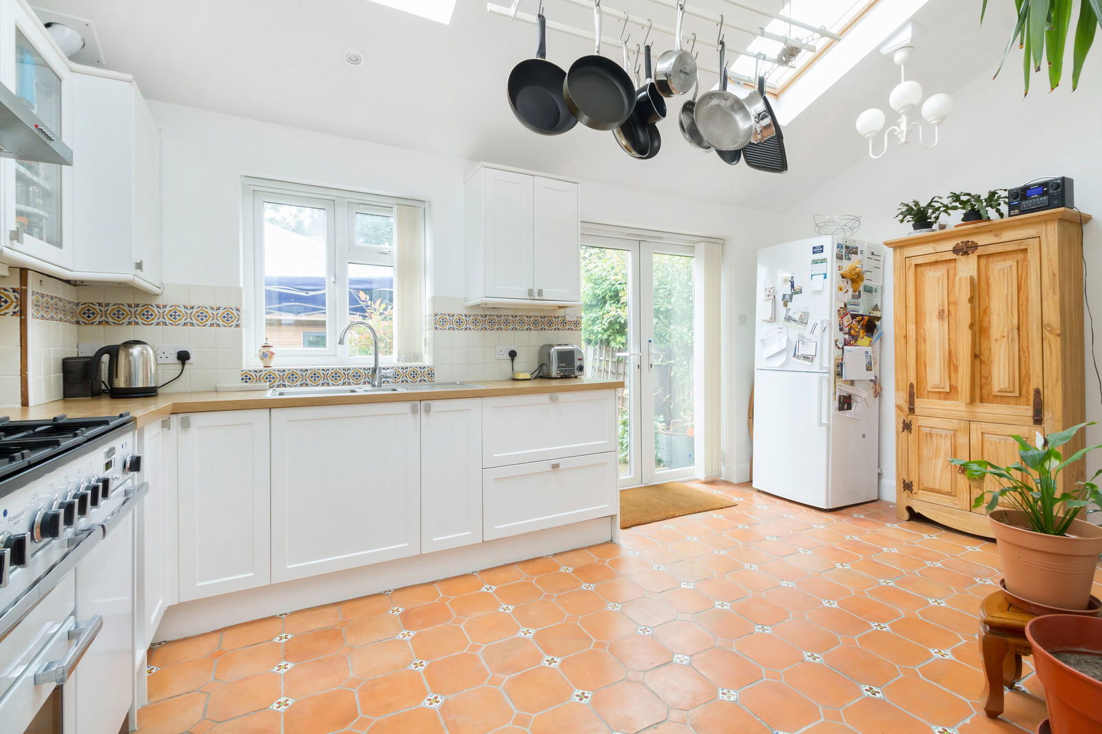 4 bed terraced house for sale in Loxton Road, London  - Property Image 4