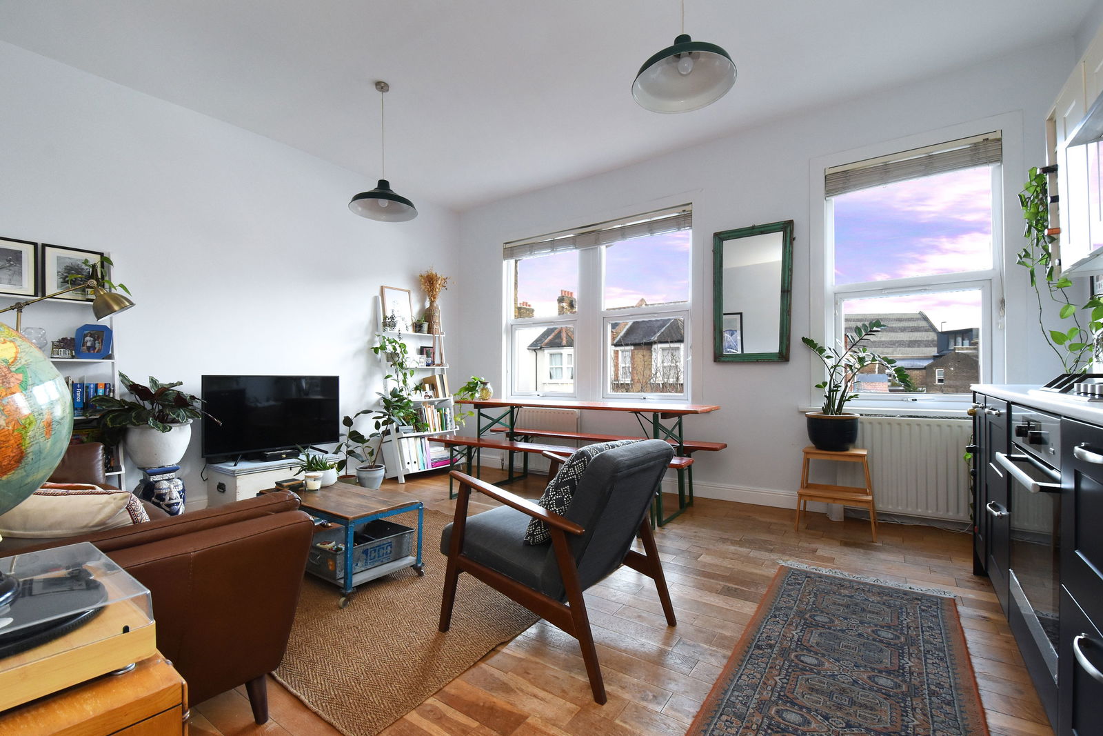 2 bed flat for sale in Rathfern Road, London, SE6 4NL