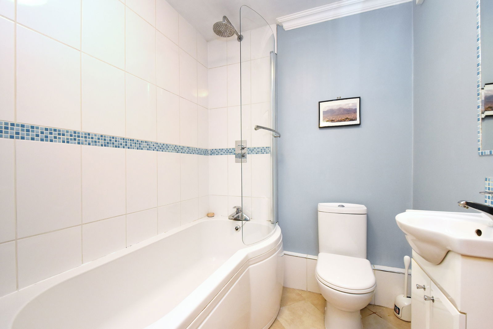 3 bed flat for sale in Cibber Road, London  - Property Image 8