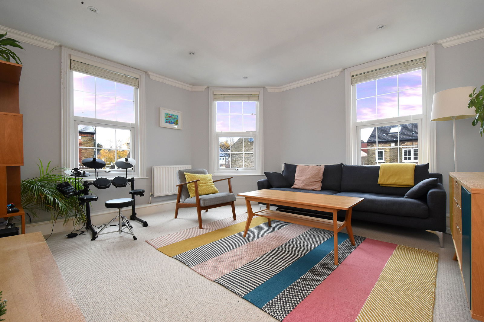 3 bed flat for sale in Cibber Road, London  - Property Image 2