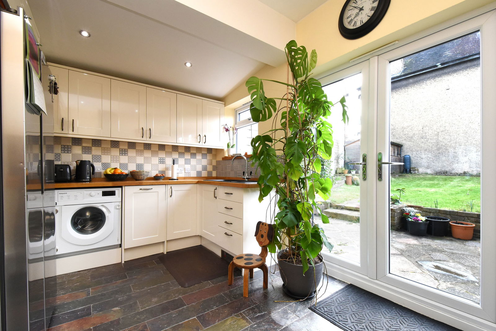 3 bed end of terrace house for sale in Lutwyche Road, London  - Property Image 5