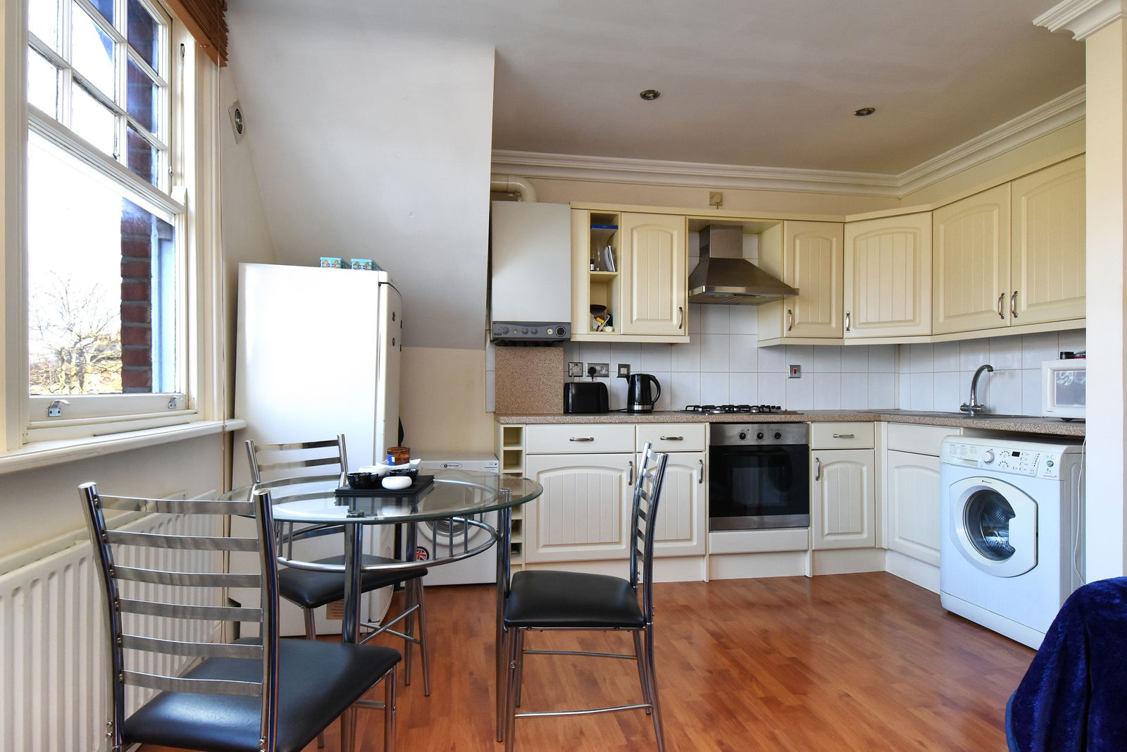 1 bed flat for sale in Stanstead Road, London  - Property Image 3