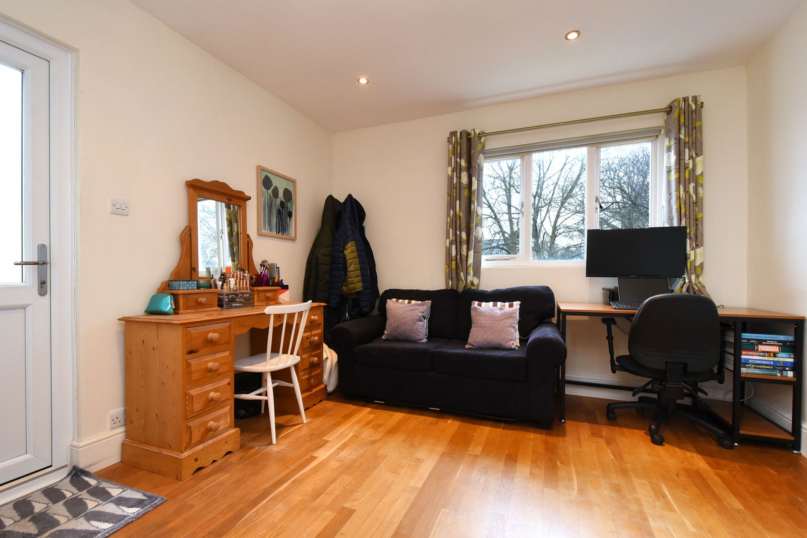 2 bed flat for sale in Siddons Road, Forest Hill  - Property Image 8