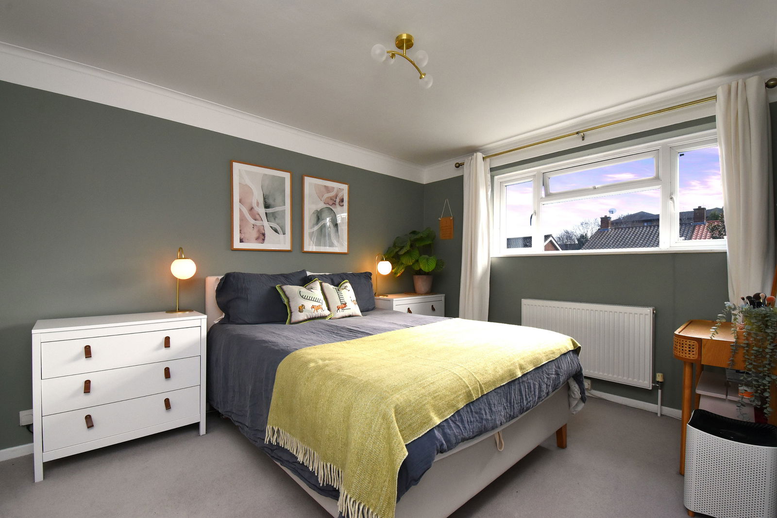 3 bed terraced house for sale in Longfield Crescent, London  - Property Image 9