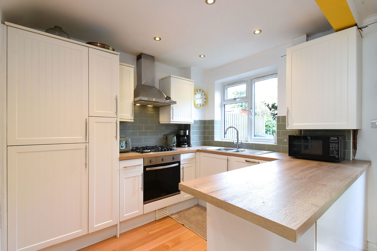 3 bed terraced house for sale in Longfield Crescent, London  - Property Image 2