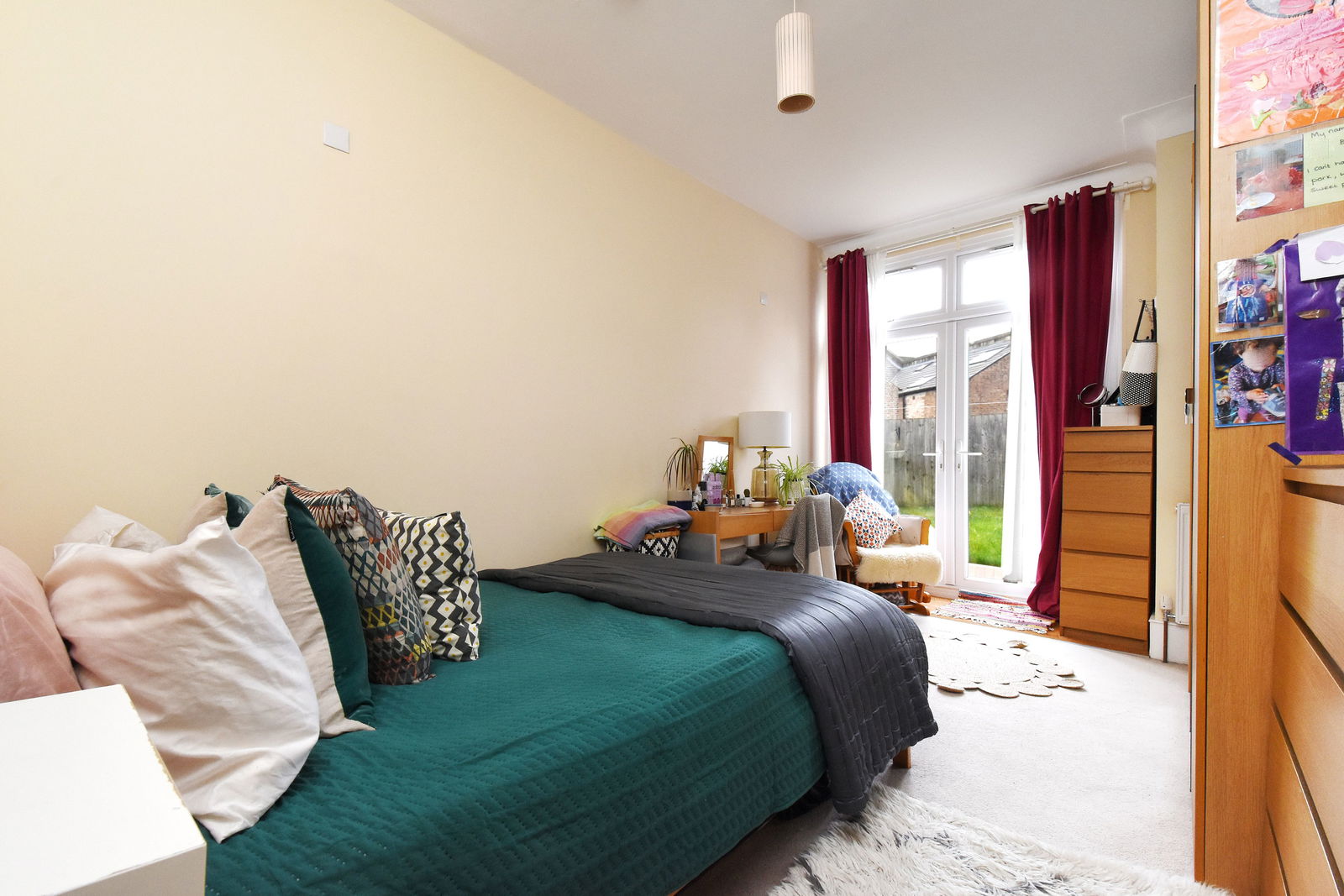 3 bed flat for sale in Perry Rise, London  - Property Image 5