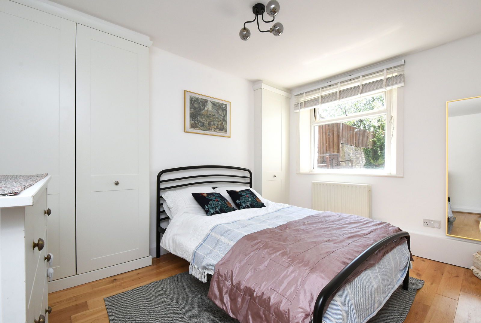 1 bed ground floor flat for sale in Stanstead Road, London  - Property Image 4