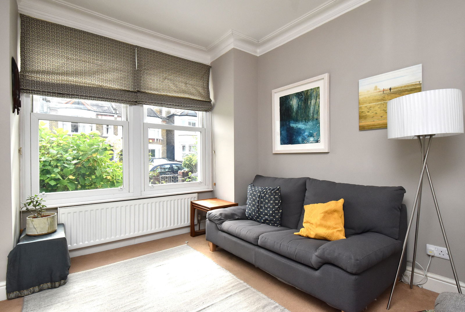 1 bed ground floor flat for sale in Farren Road, London  - Property Image 3