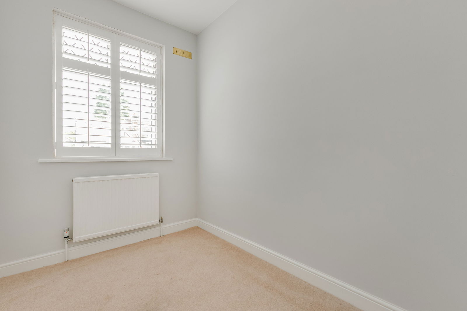 4 bed terraced house for sale in Hawkesfield Road, London  - Property Image 20