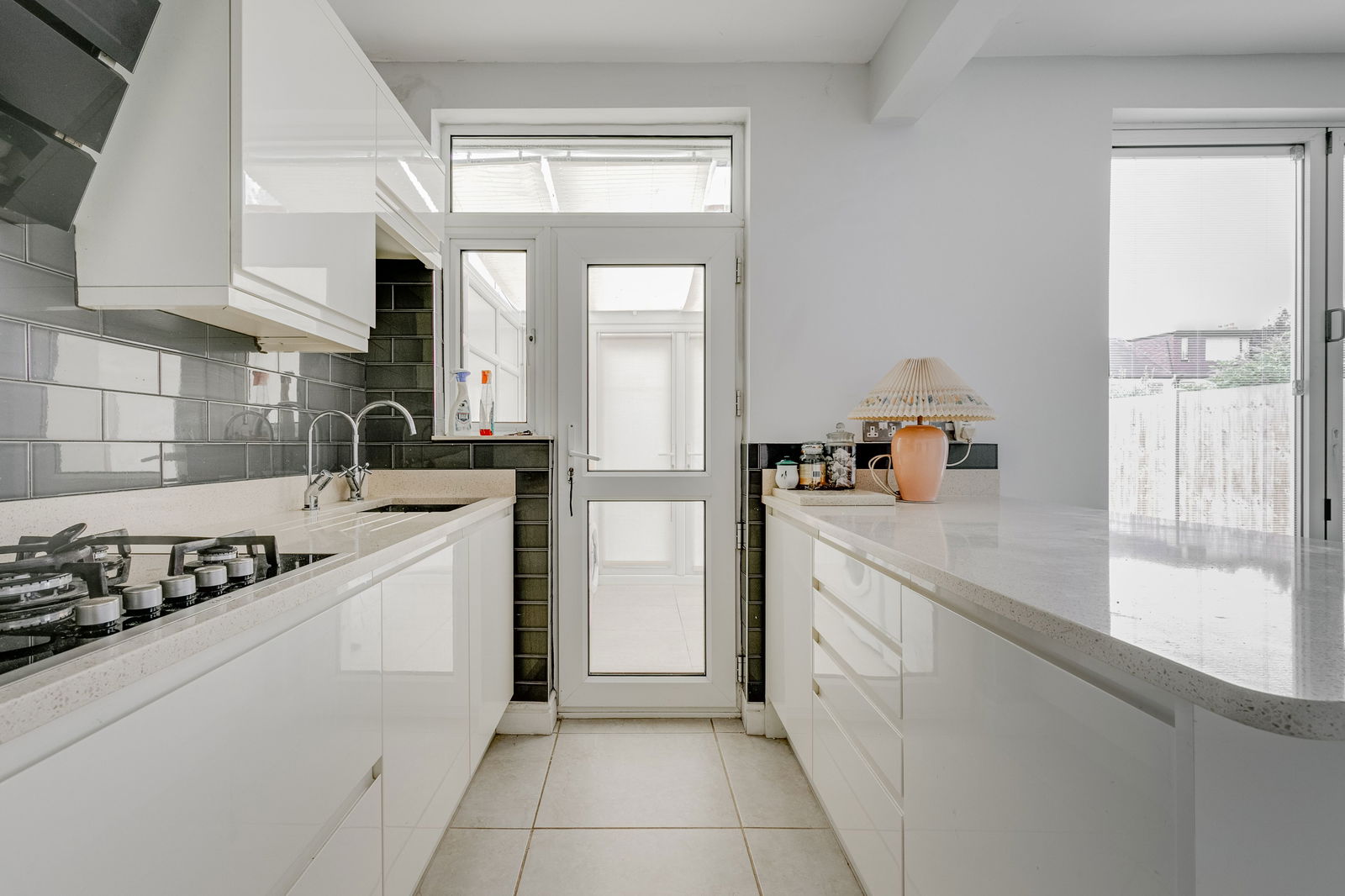 4 bed terraced house for sale in Hawkesfield Road, London  - Property Image 6