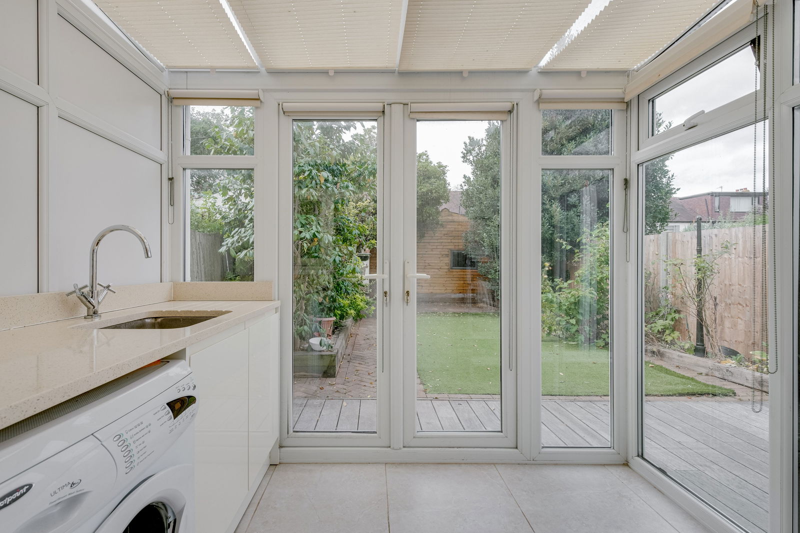 4 bed terraced house for sale in Hawkesfield Road, London  - Property Image 8