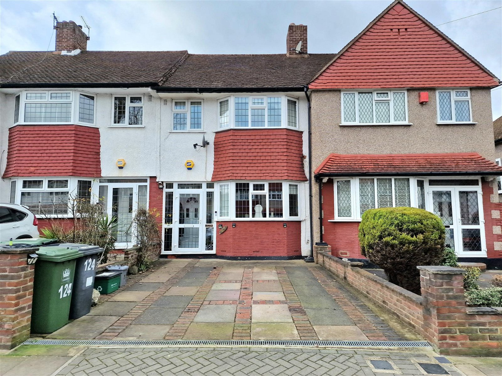 3 bed terraced house for sale in Longhill Road, London  - Property Image 1
