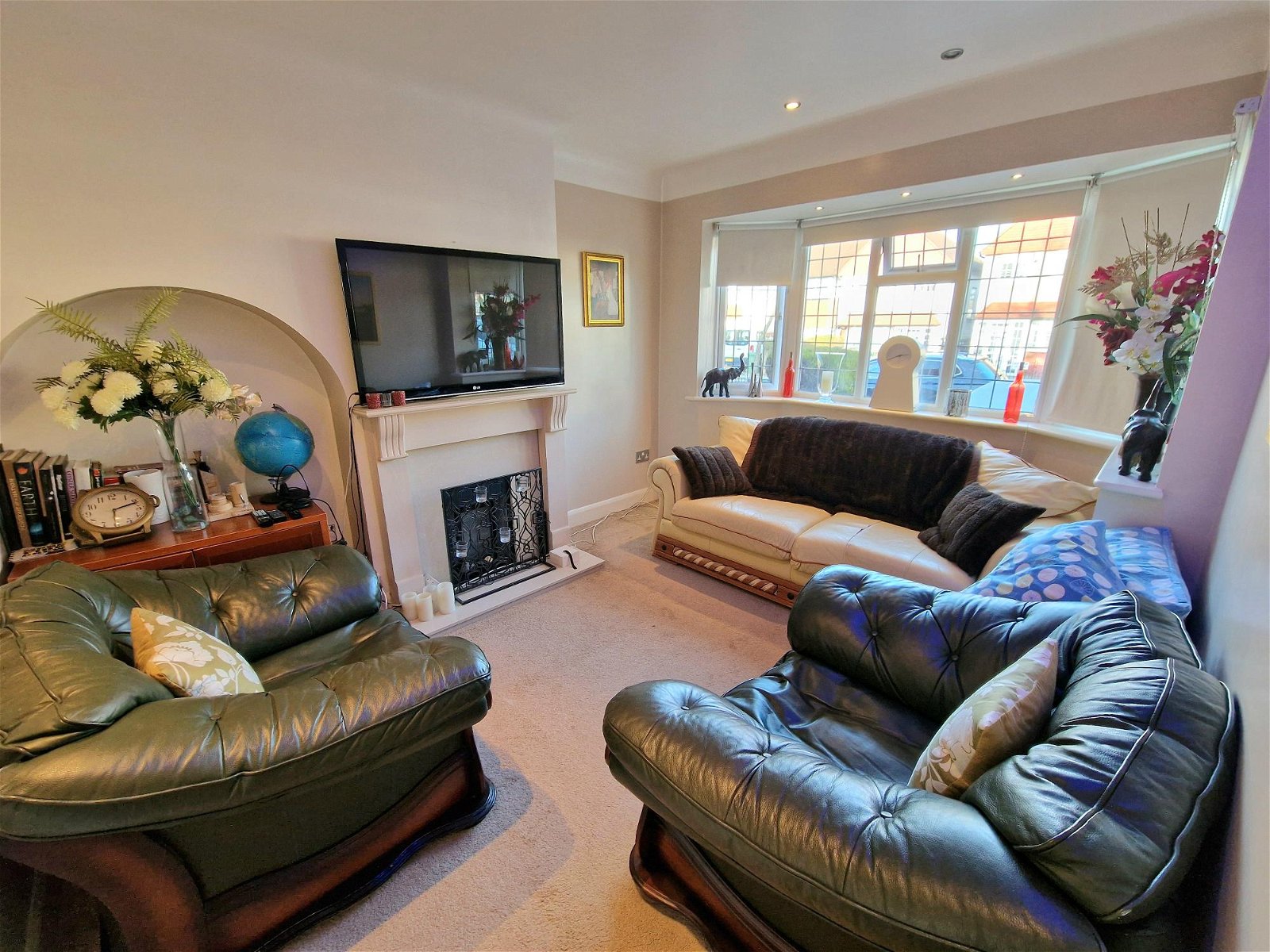 3 bed terraced house for sale in Longhill Road, London  - Property Image 2