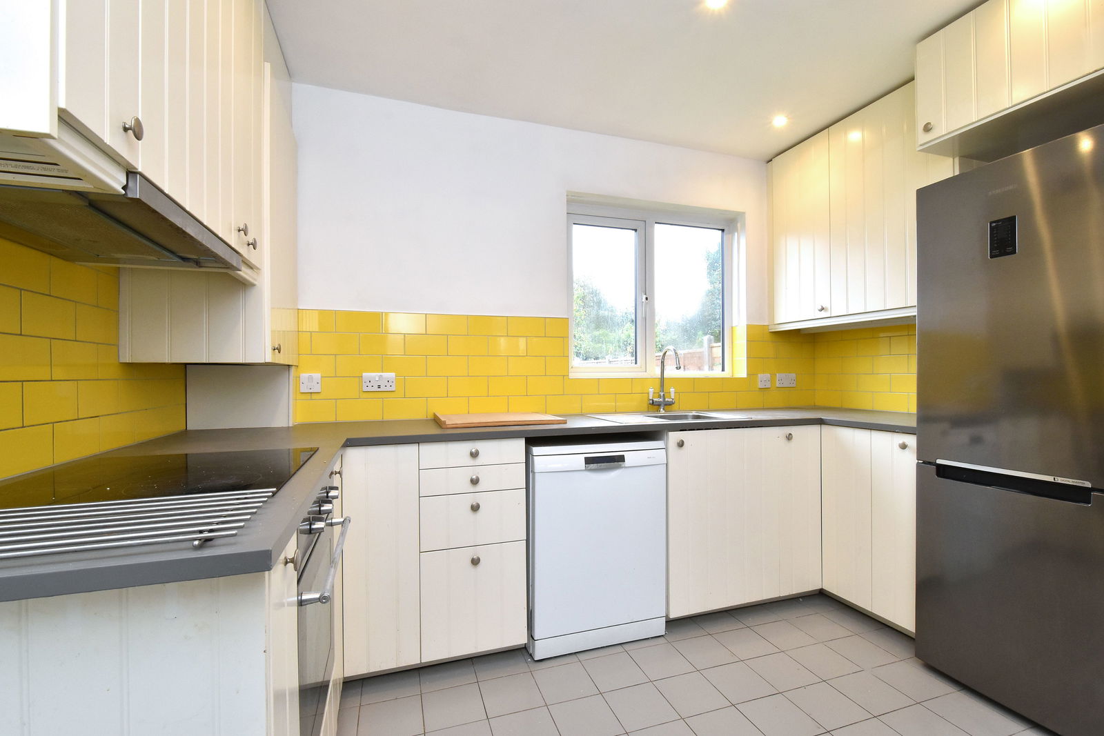 3 bed semi-detached house to rent in Brockill Crescent, London  - Property Image 4