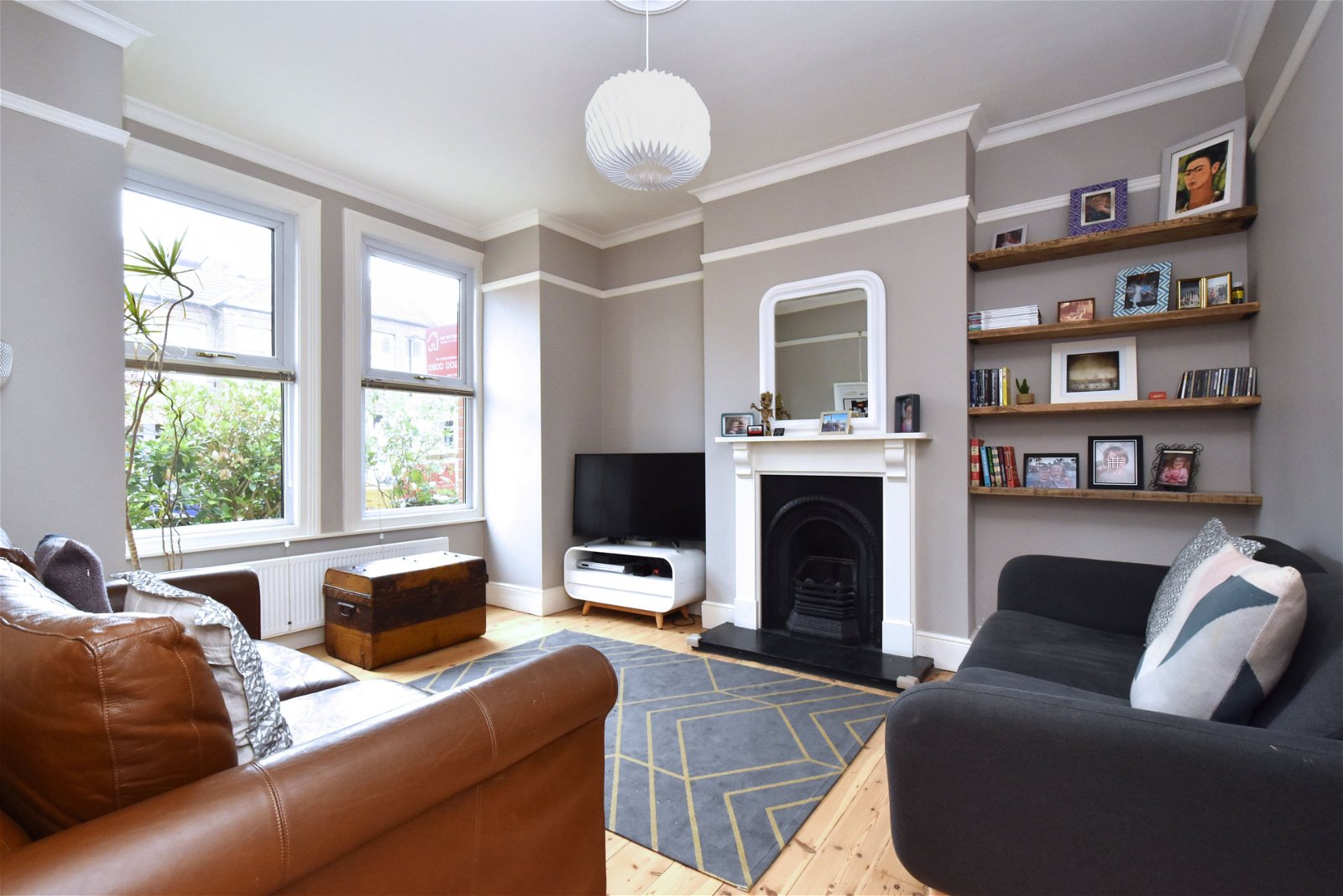 4 bed terraced house for sale in Lutwyche Road, London  - Property Image 2