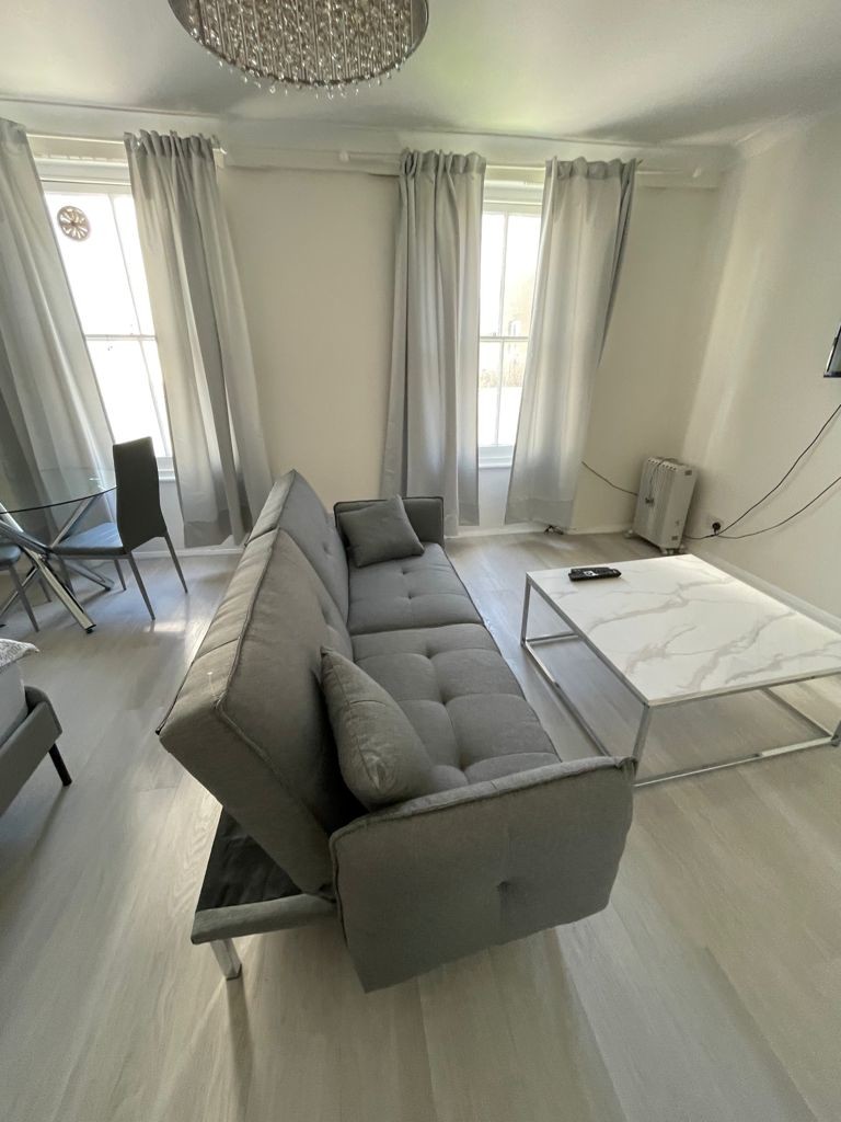 1 bed apartment to rent  - Property Image 1