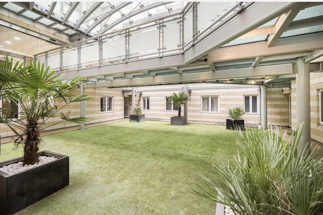 2 bed apartment for sale in Maida Vale, London 16