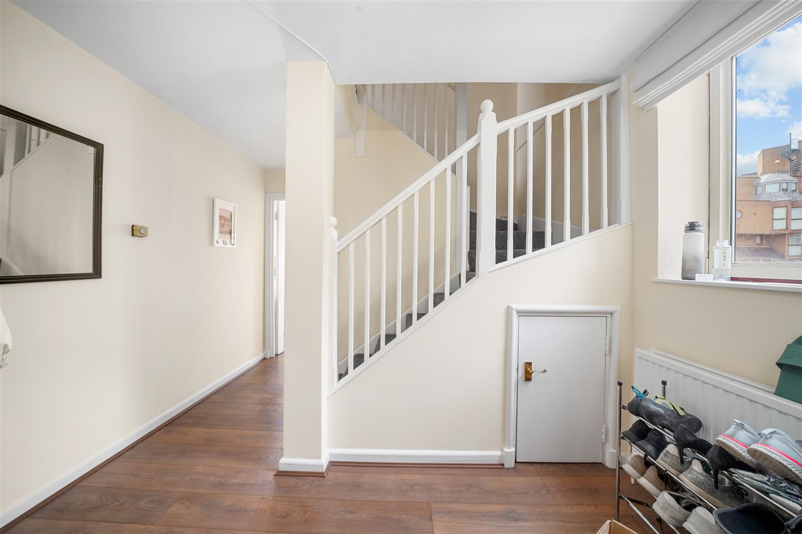 2 bed apartment to rent in Asher Way, London  - Property Image 6