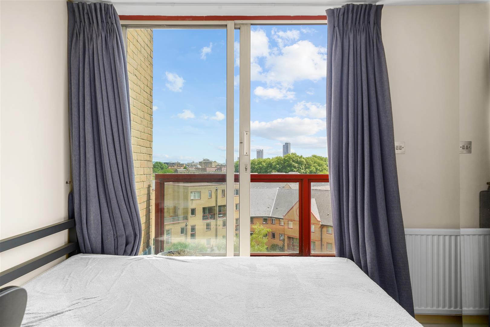 2 bed apartment to rent in Asher Way, London  - Property Image 10