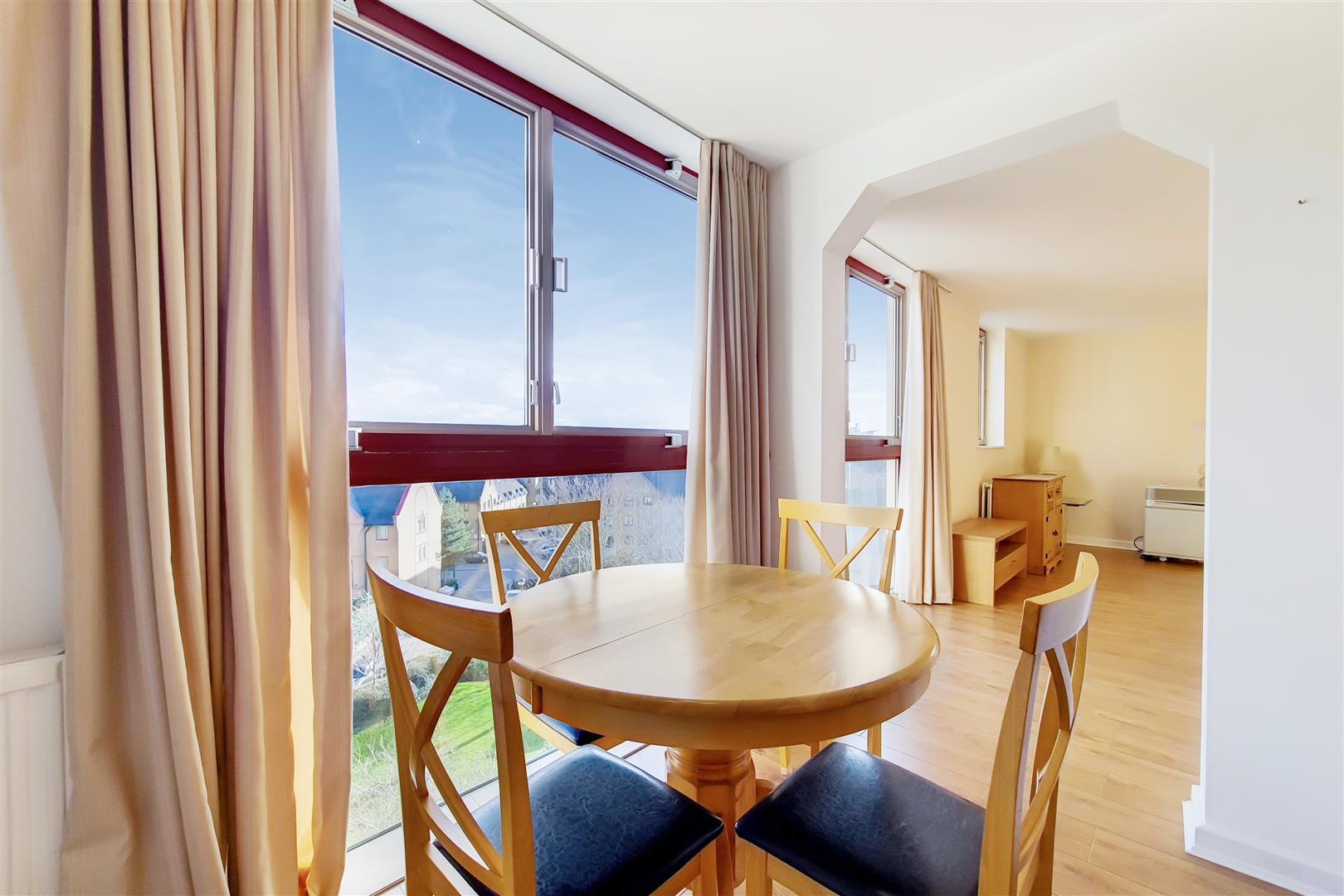 2 bed apartment to rent in Asher Way, London  - Property Image 4