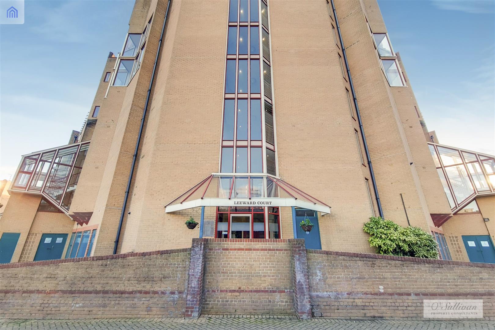 2 bed apartment to rent in Asher Way, London  - Property Image 16
