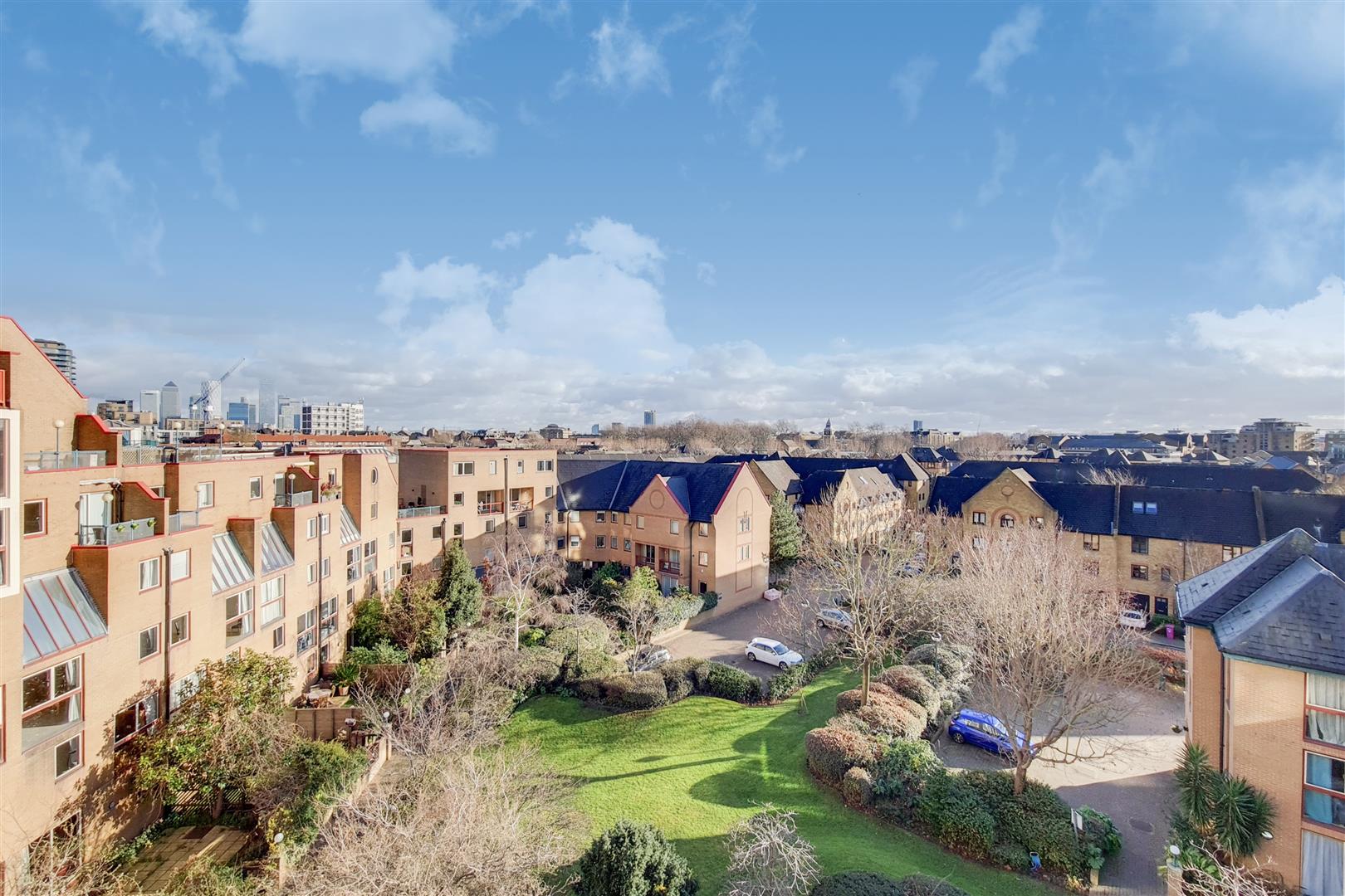 2 bed apartment to rent in Asher Way, London  - Property Image 15