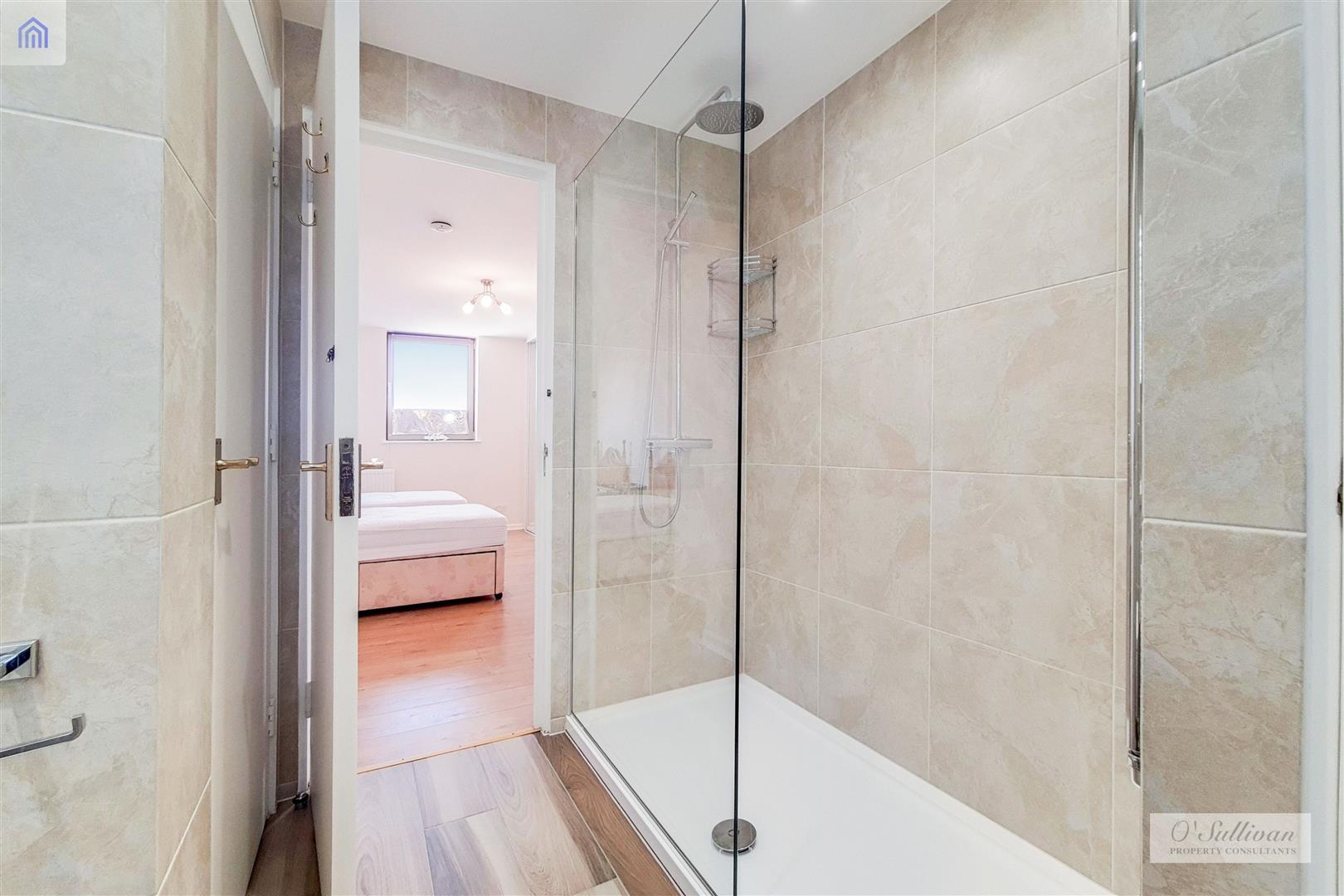 2 bed apartment to rent in Asher Way, London  - Property Image 11